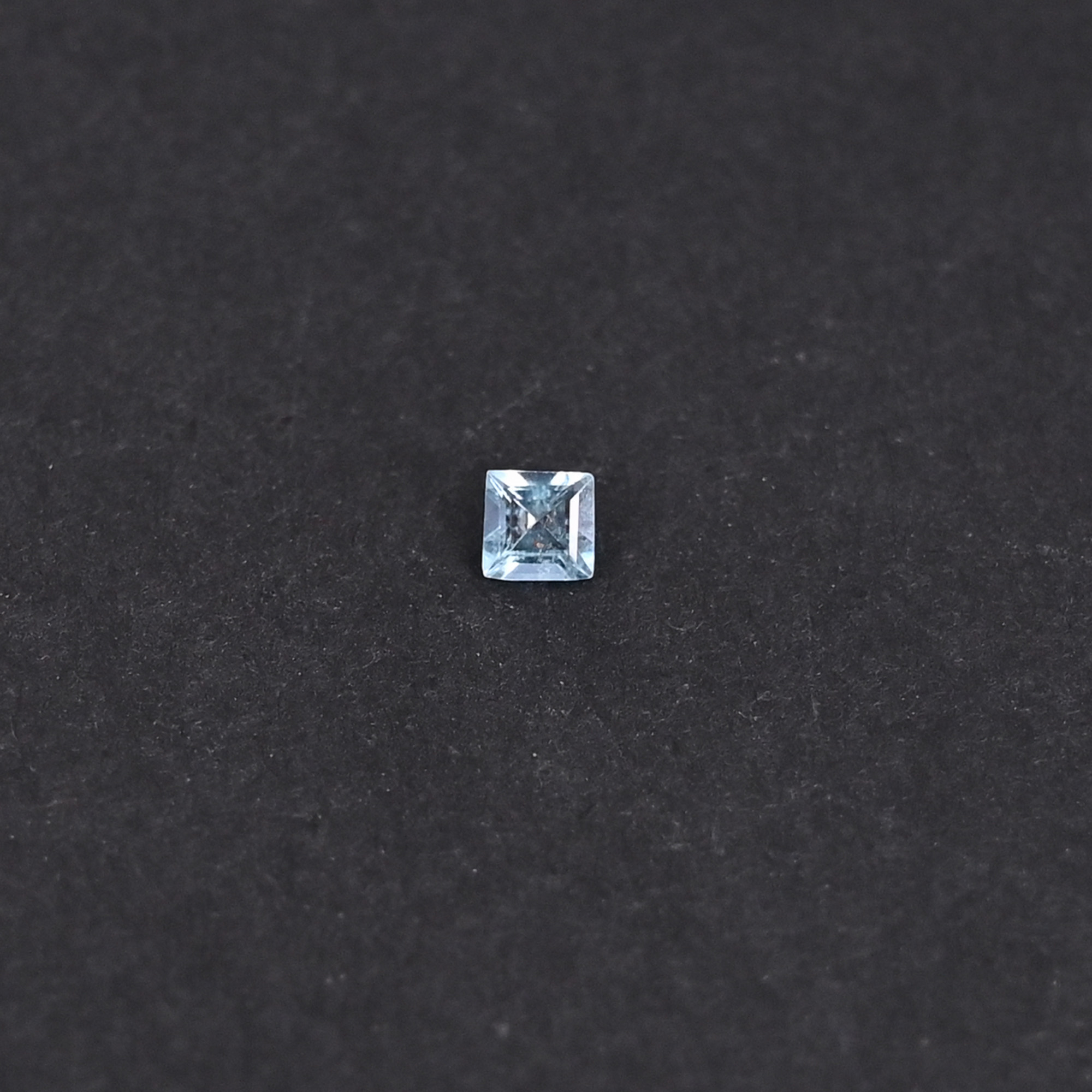 Natural Topaz 067 Carat  5 Pieces Weight   3x3mm Square  Shape Loose Gemstone