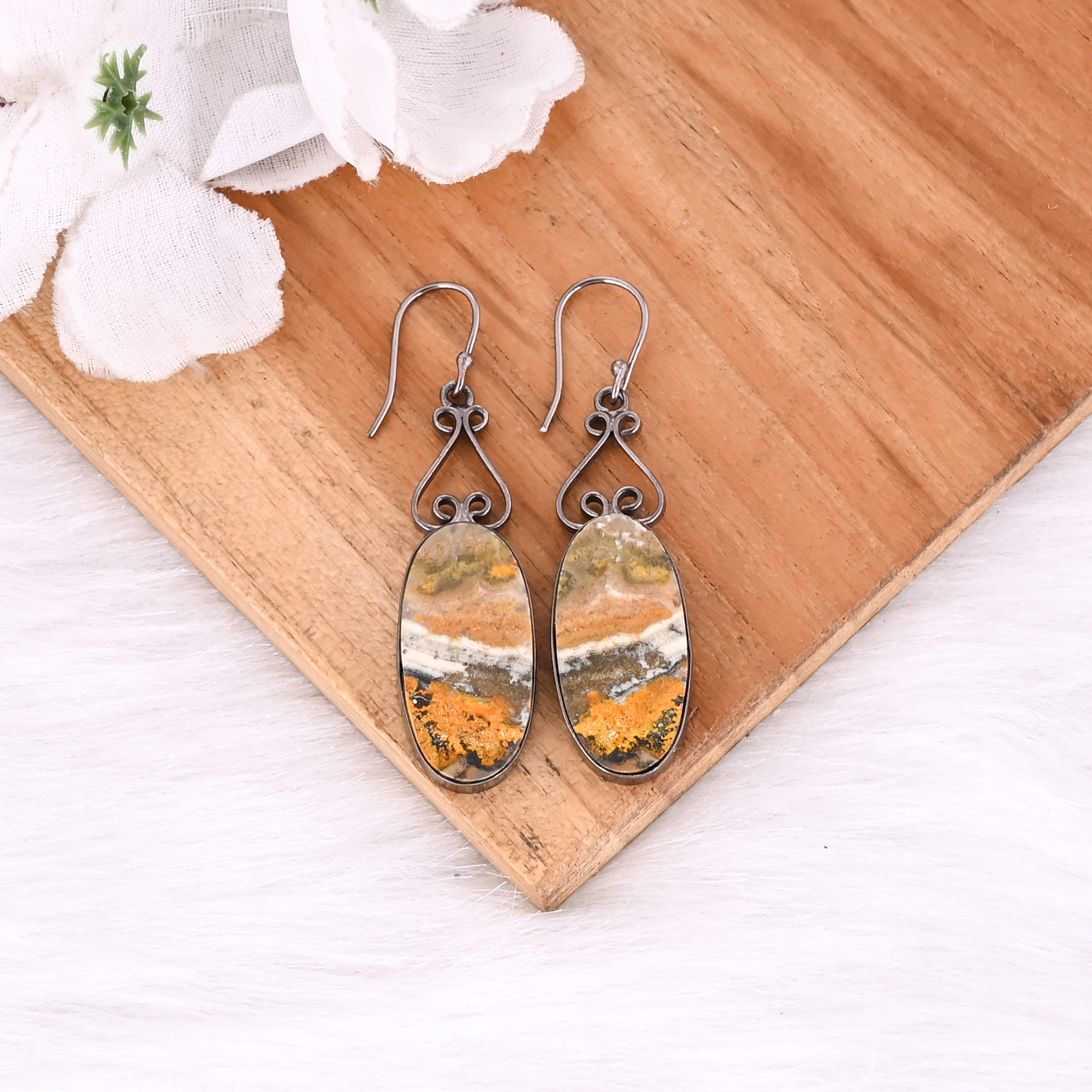 Black Ruthenium Brass Handmade Bumble Bee Jasper Gemstone Women Dangle Earring Fashionable Earring