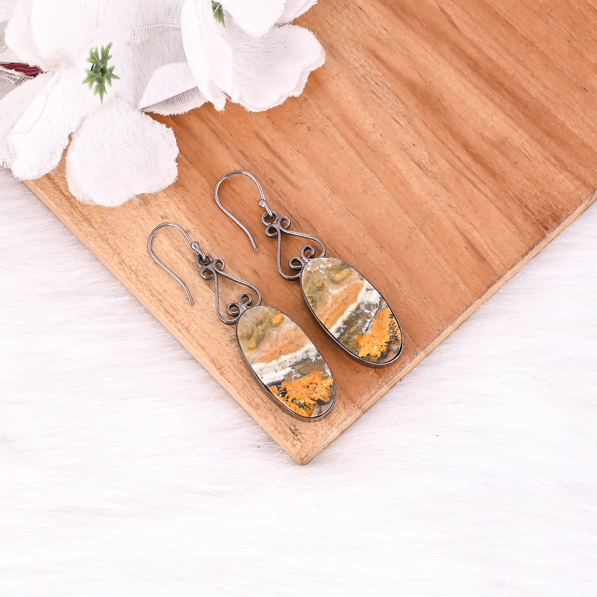 Black Ruthenium Brass Handmade Bumble Bee Jasper Gemstone Women Dangle Earring Fashionable Earring
