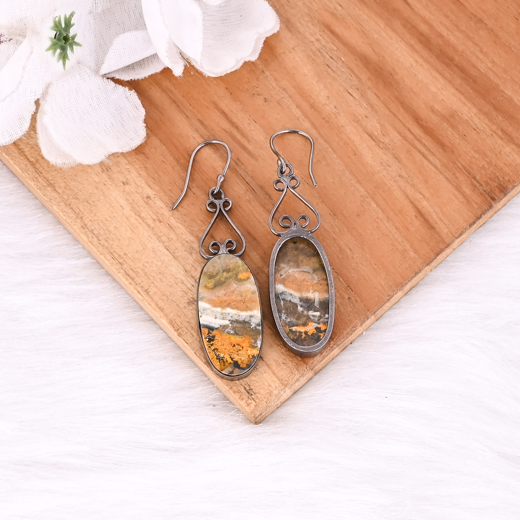 Black Ruthenium Brass Handmade Bumble Bee Jasper Gemstone Women Dangle Earring Fashionable Earring