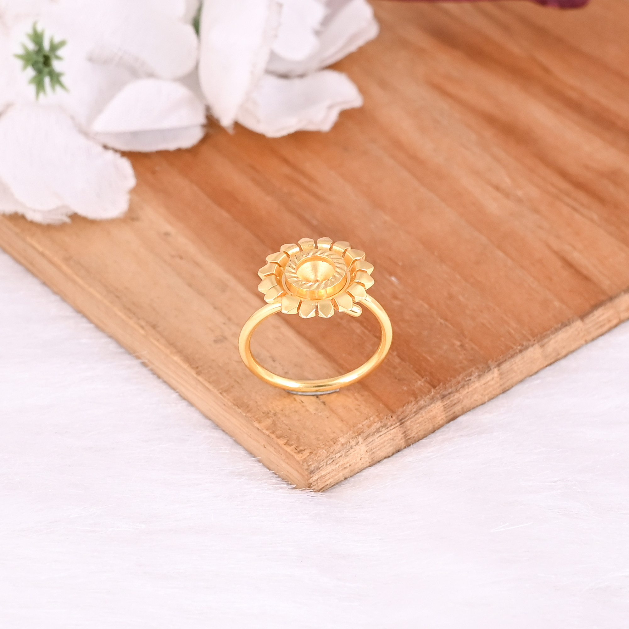 Wholesale Lot 25 Piece Yellow Gold Plated Plain Brass Handmade Floral Designer Anniversary Gift