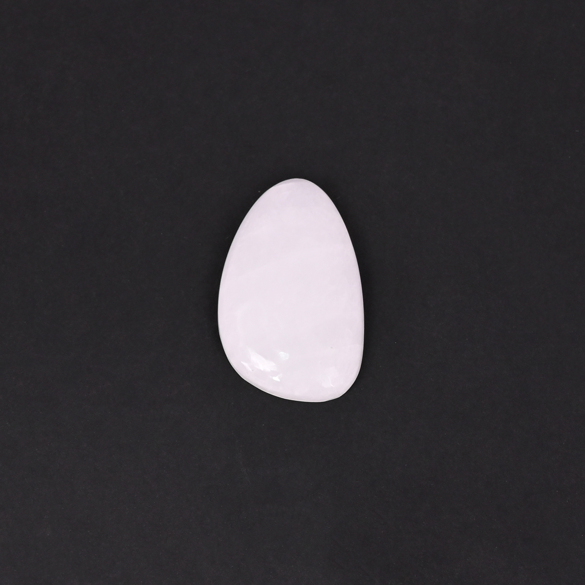 White Agate Gemstone Fancy Shape 217 Carat 28x17mm