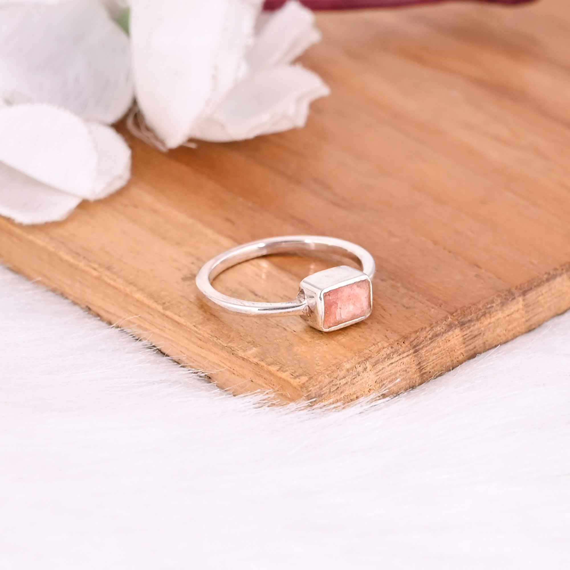 925 Sterling Silver Natural Sunstone Handmade Bezel Setting Minimalist Ring Perfect Gift For Her Everyday Jewelry Fine Ring