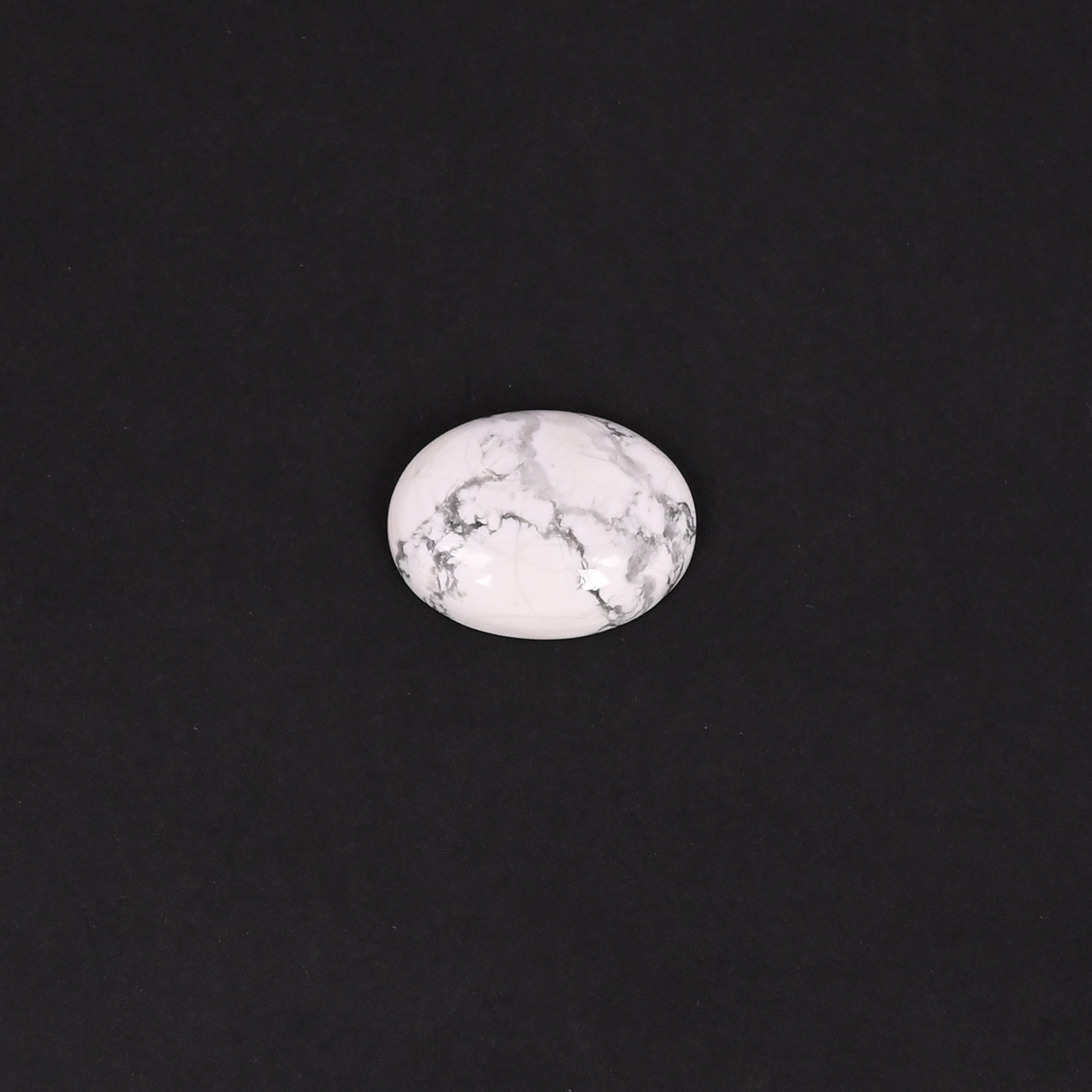 Howlite Loose Gemstone Oval Shape 96 Carat 13x17mm