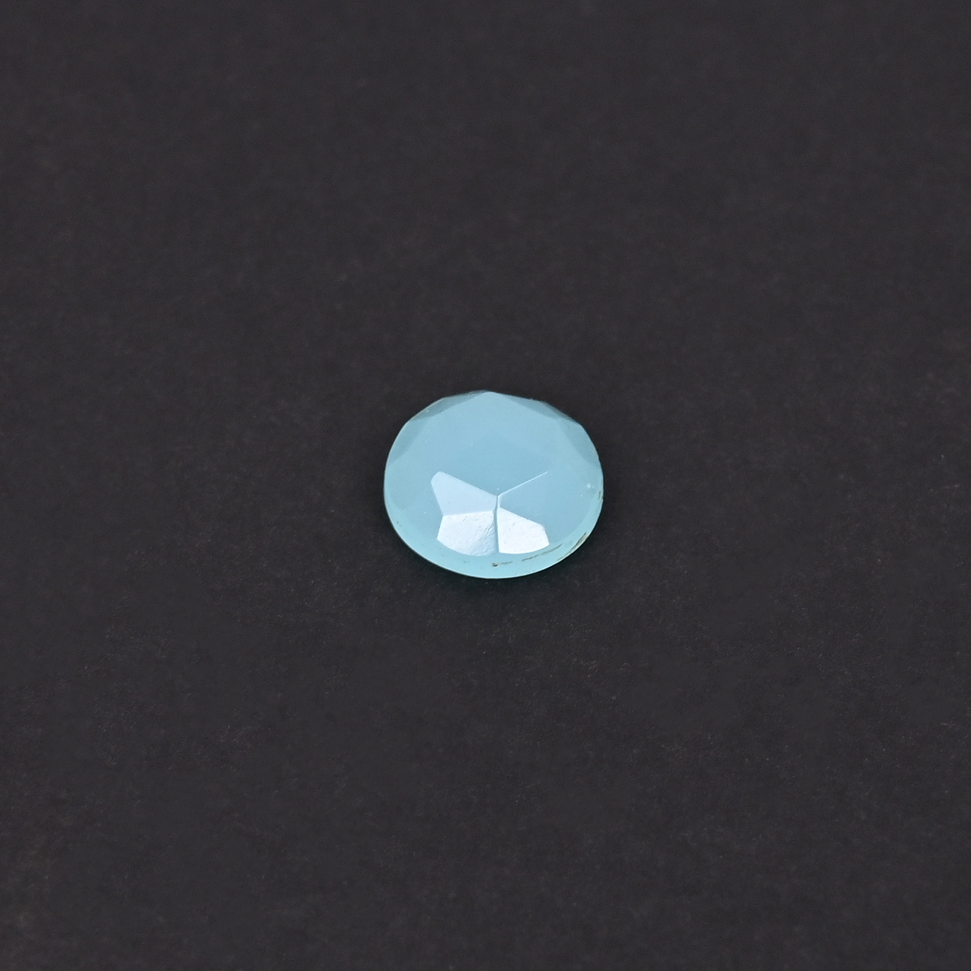 Seafoam Chalcedony Gemstone Round Shape 34 Carat 10mm