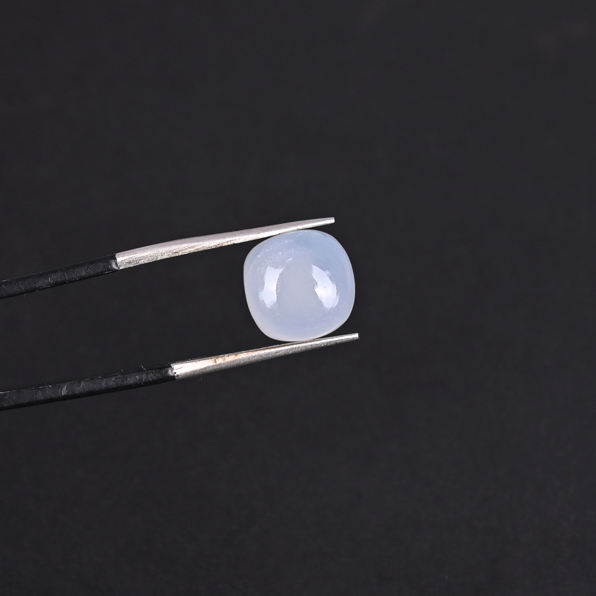 Natural White Onyx 340Carat  9mm Cushion Shape Loose Gemstone