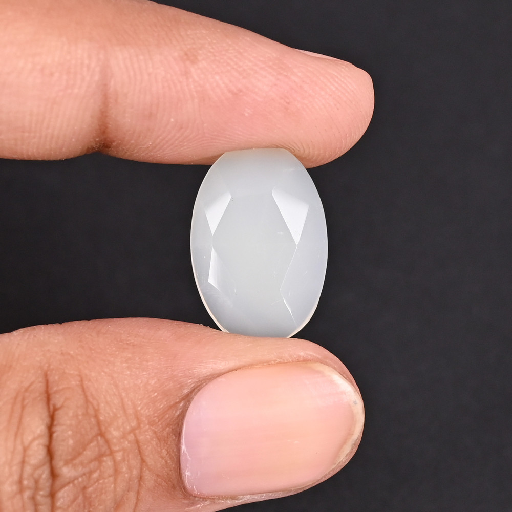 Image of Natural White Moonstone 5.3 Carat 18x12mm Oval Shape Loose Gemstone