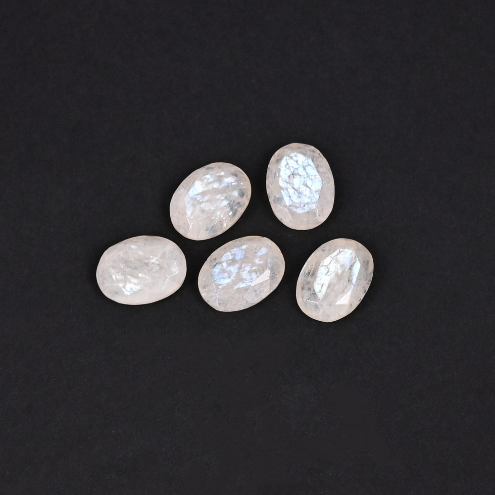 Image of Natural Rainbow Moonstone 17.7 Carat (5 Pieces Weight ) 12x9mm Oval Shape Loose Gemstone