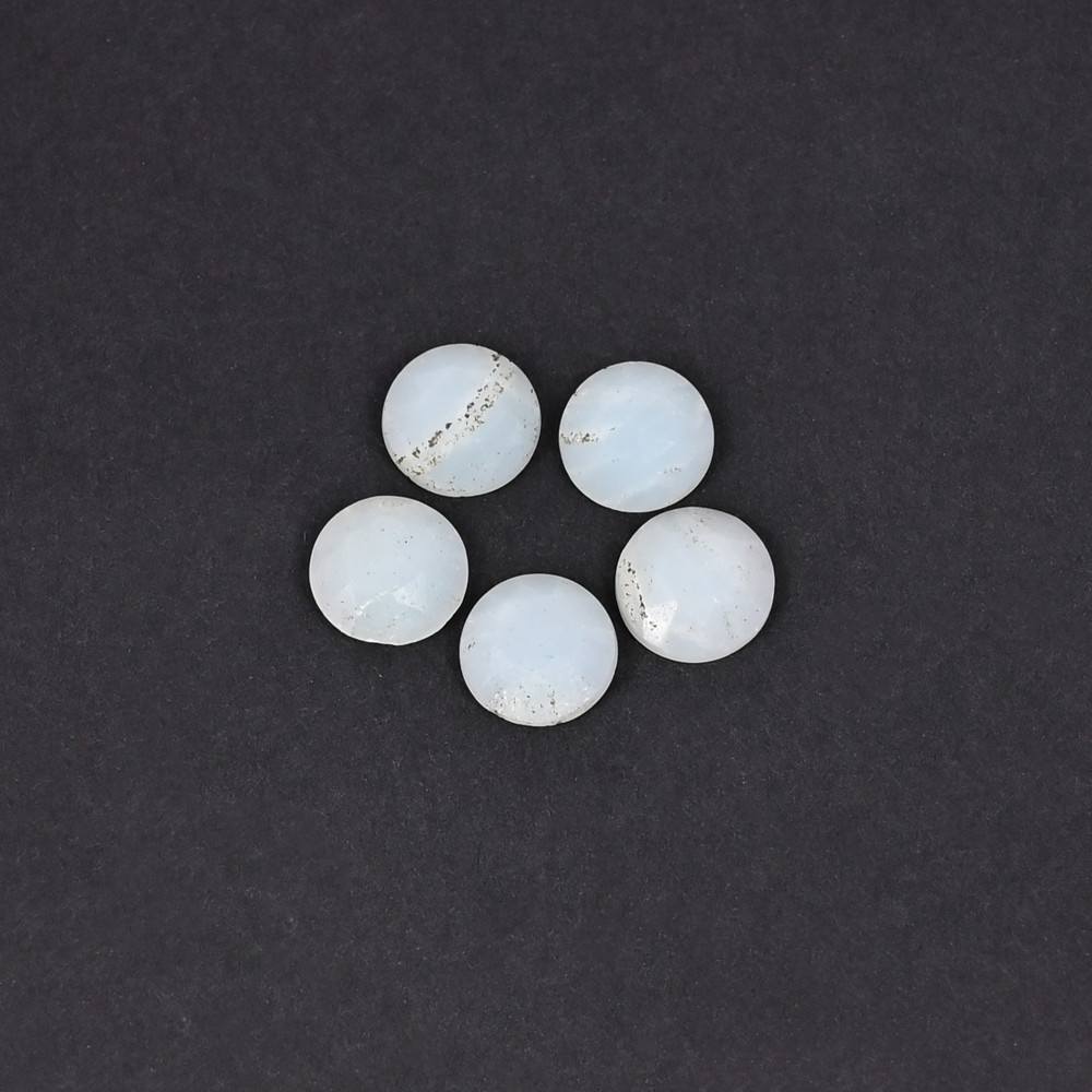 Image of Natural Chrysoprase 6.6 Carat (5 Pcs Weight)  8x8mm Round Shape Loose Gemstone