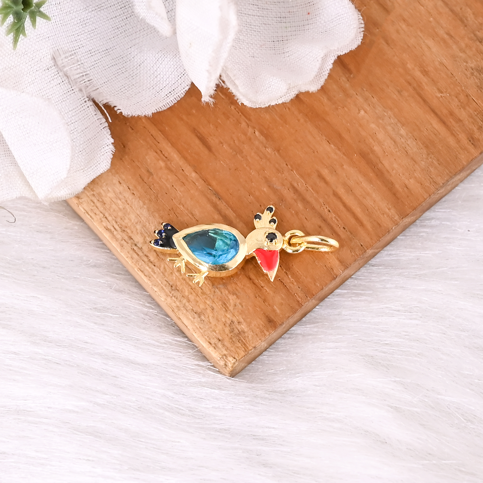 Trendy Bird Design Handmade Brass Pendant Best For Gifting