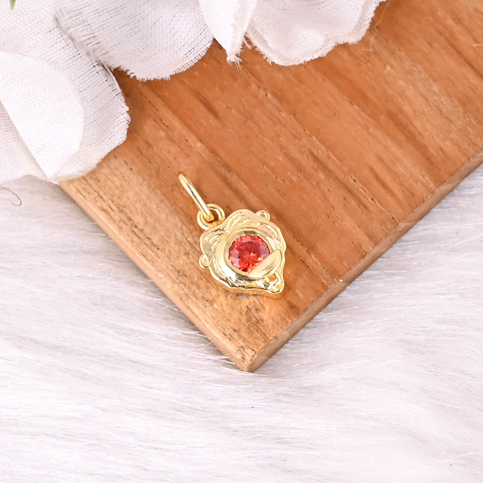Trendy Cubic Zirconia Brass Pendant For Women