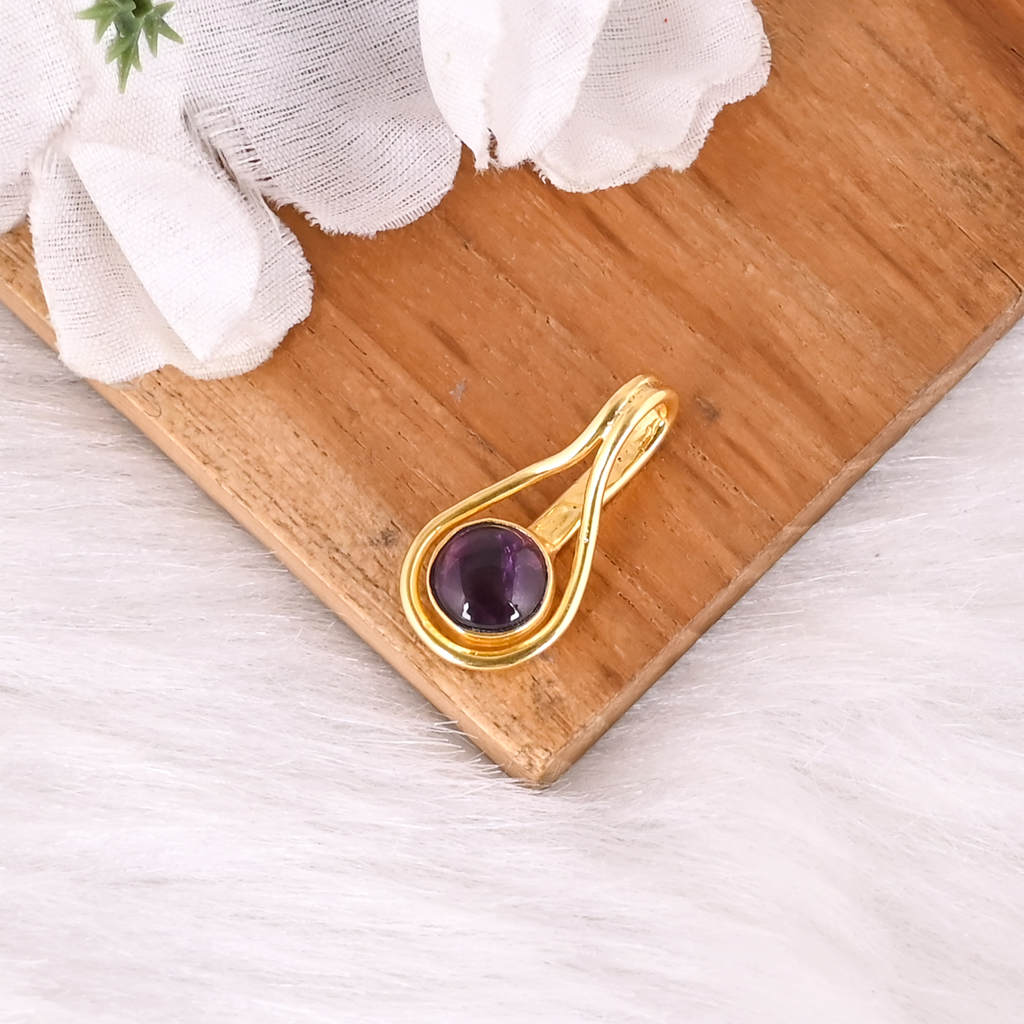 Minimal Natural Purple Amethyst Gold Plated Brass Pendant for Women