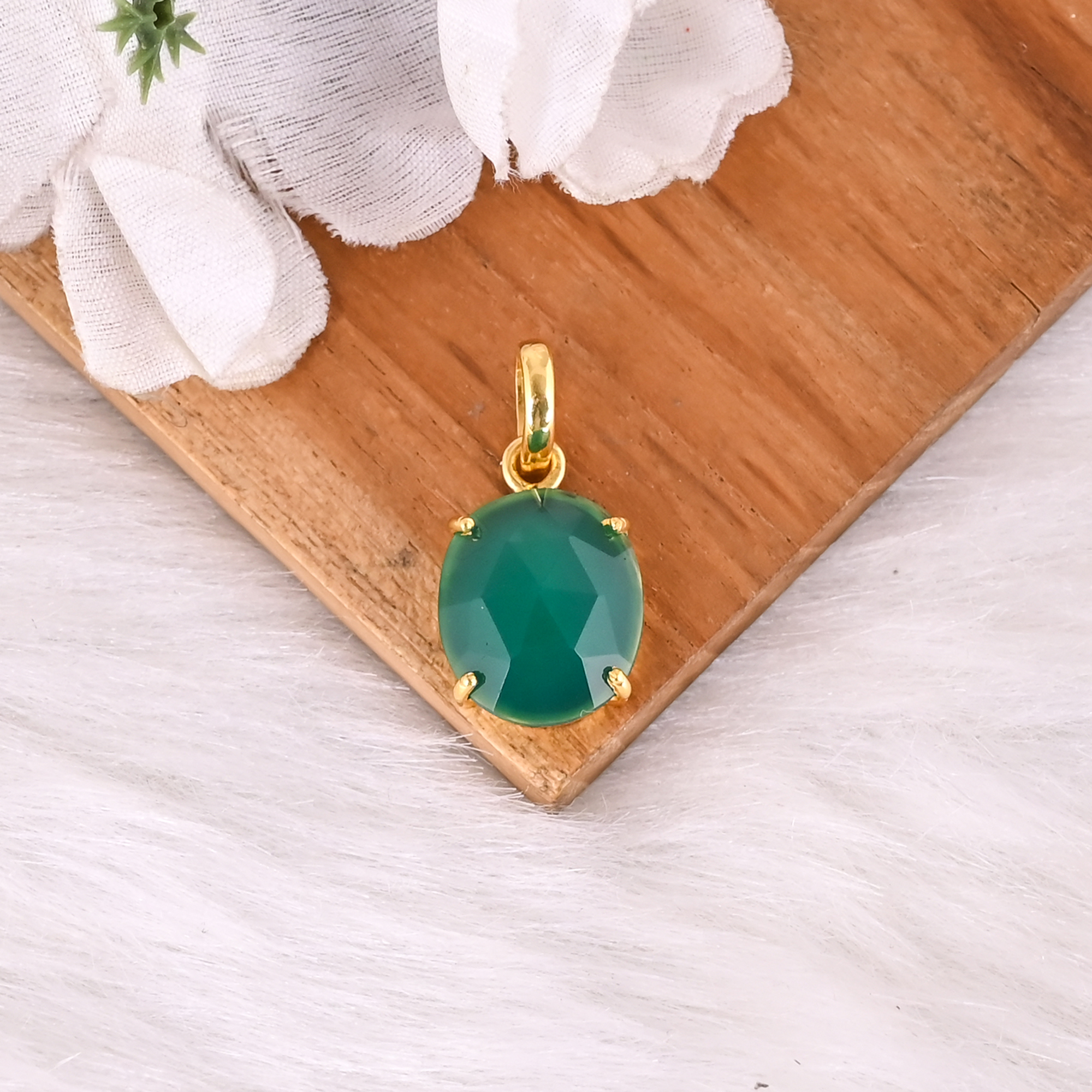 Handcrafted Natural Green Onyx Brass Pendant For Women