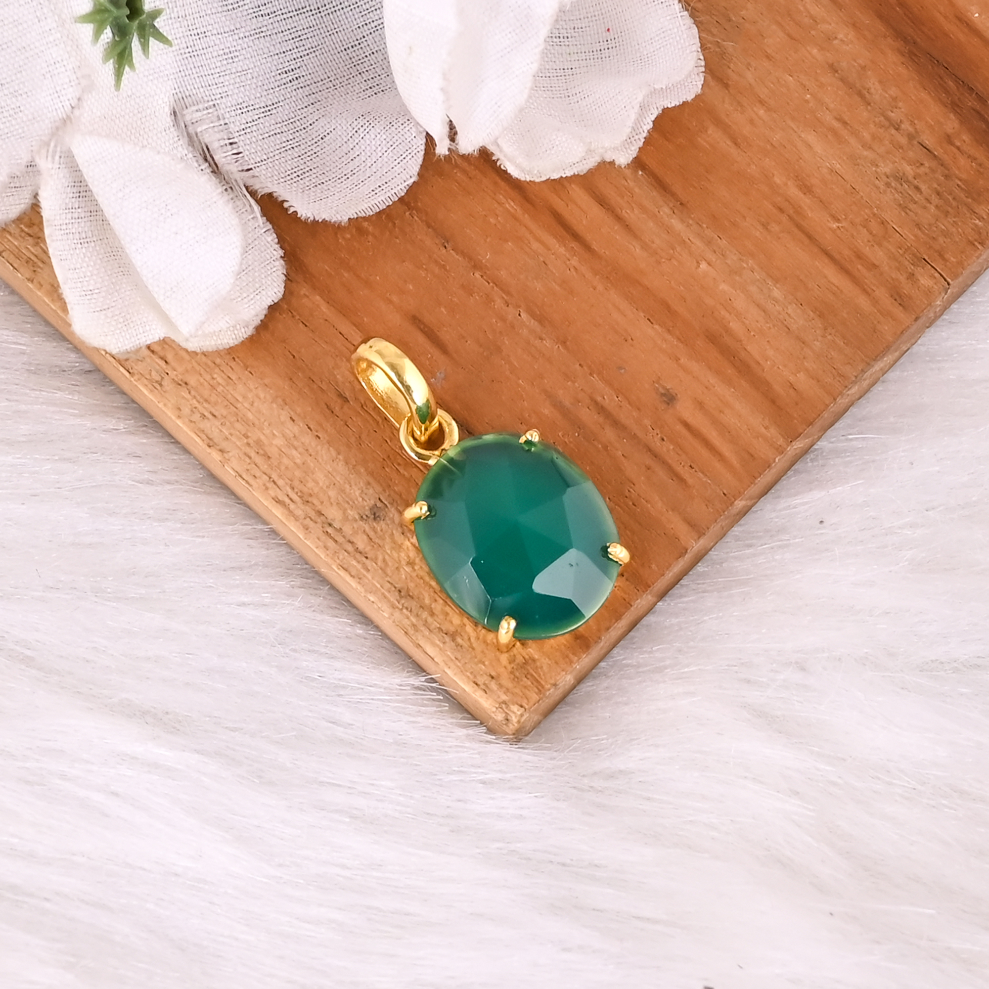 Handcrafted Natural Green Onyx Brass Pendant For Women