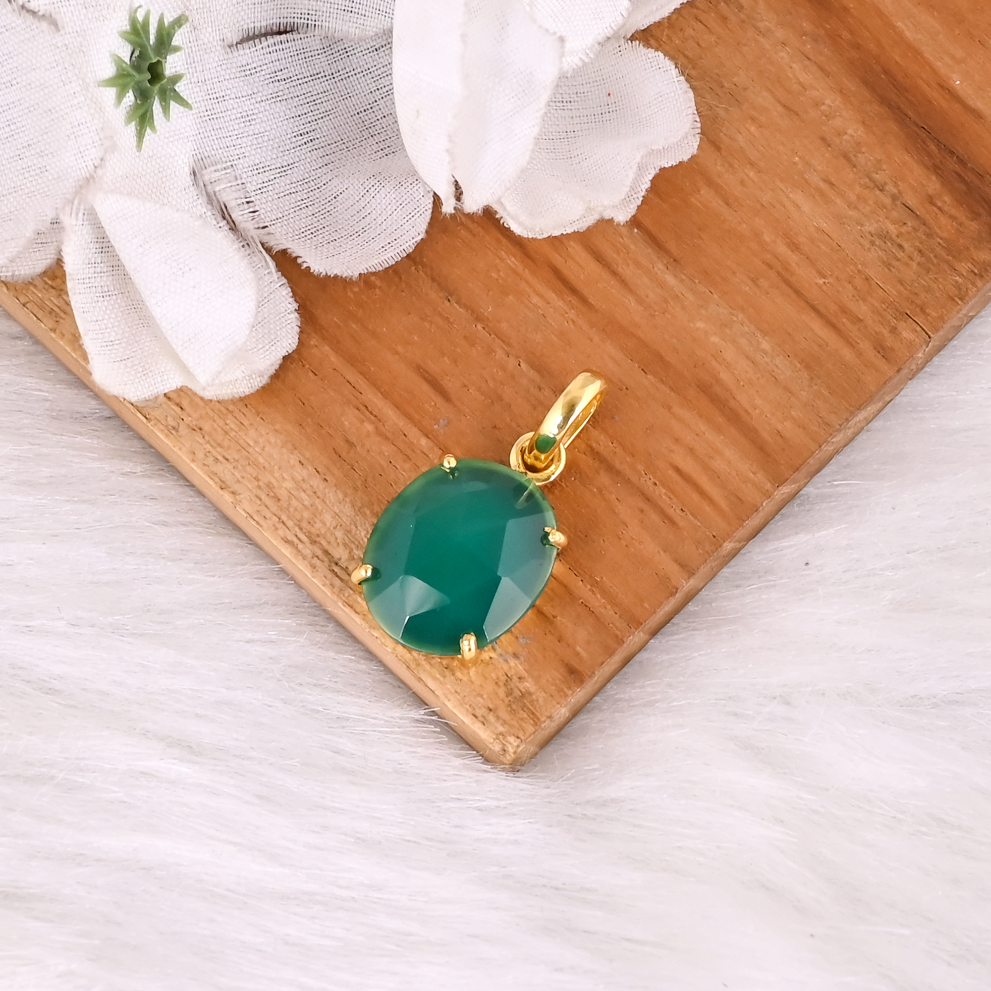 Handcrafted Natural Green Onyx Brass Pendant For Women