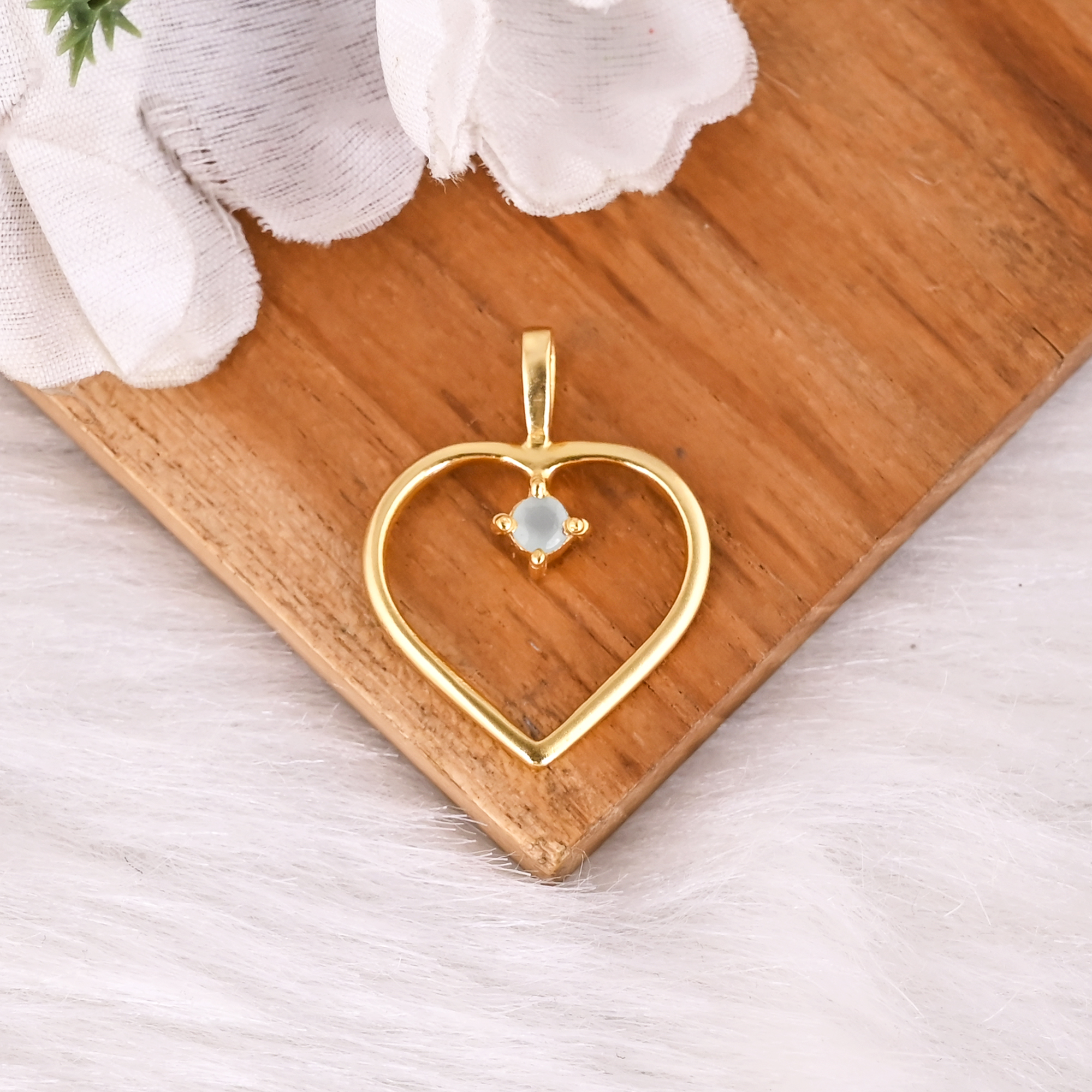 Trendy Heart Shaped Natural Aqua Chalcedony Brass Pendant Classic Gift For Women