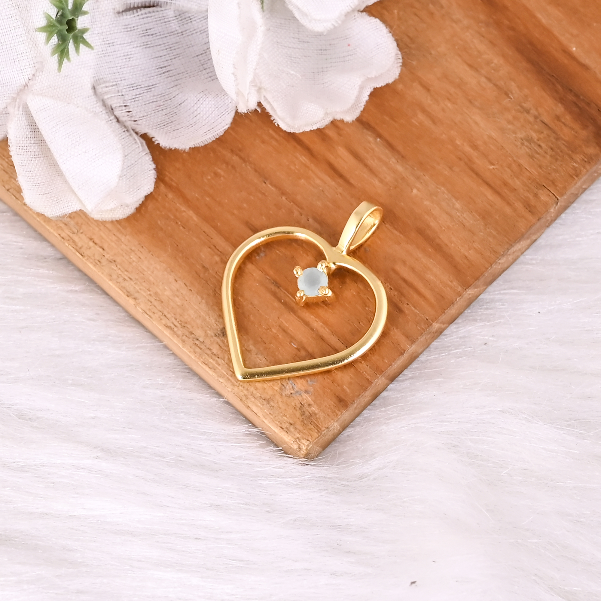 Trendy Heart Shaped Natural Aqua Chalcedony Brass Pendant Classic Gift For Women