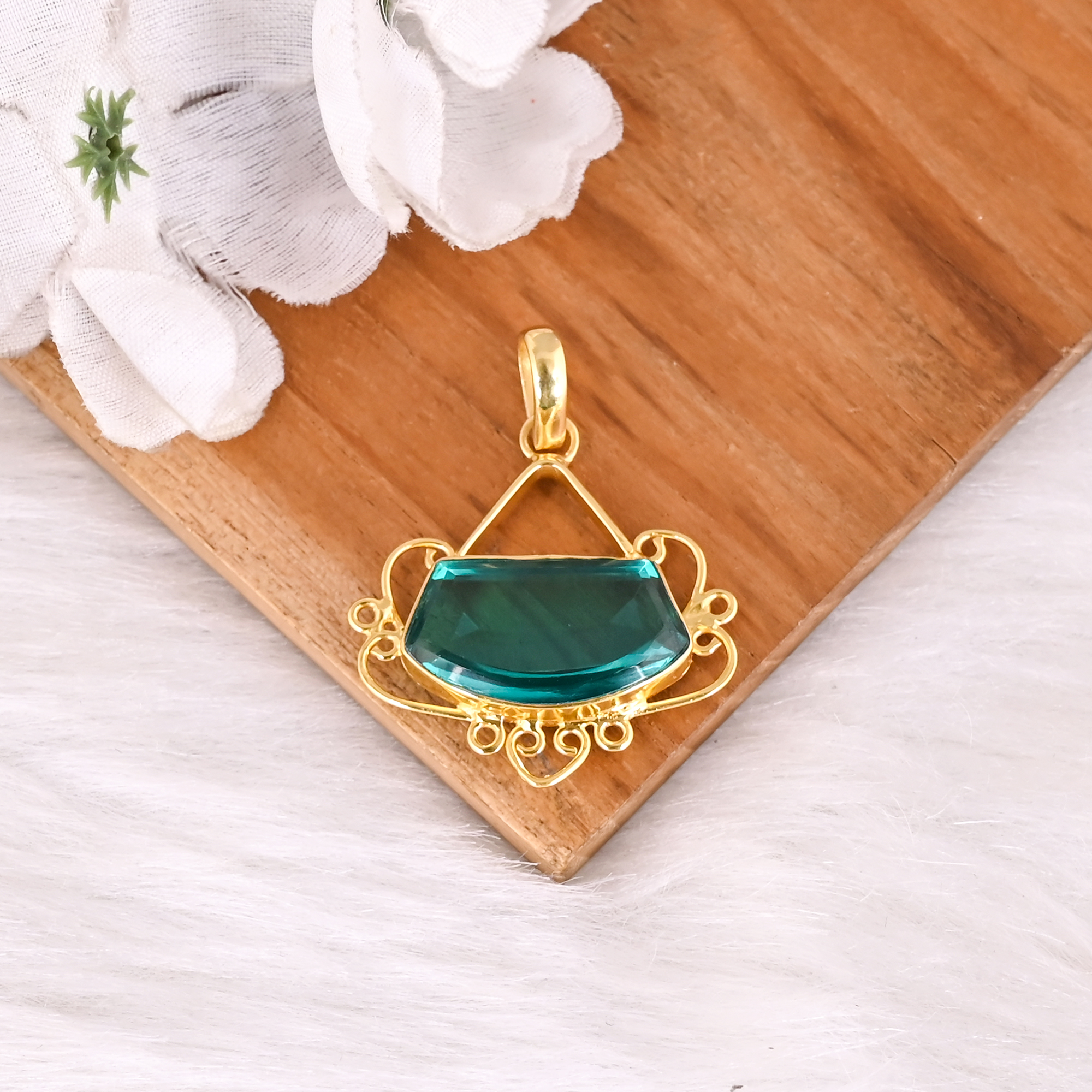 Hydro Apatite Bezel Set Designer Brass Pendant Gemstone Jewelry for Women