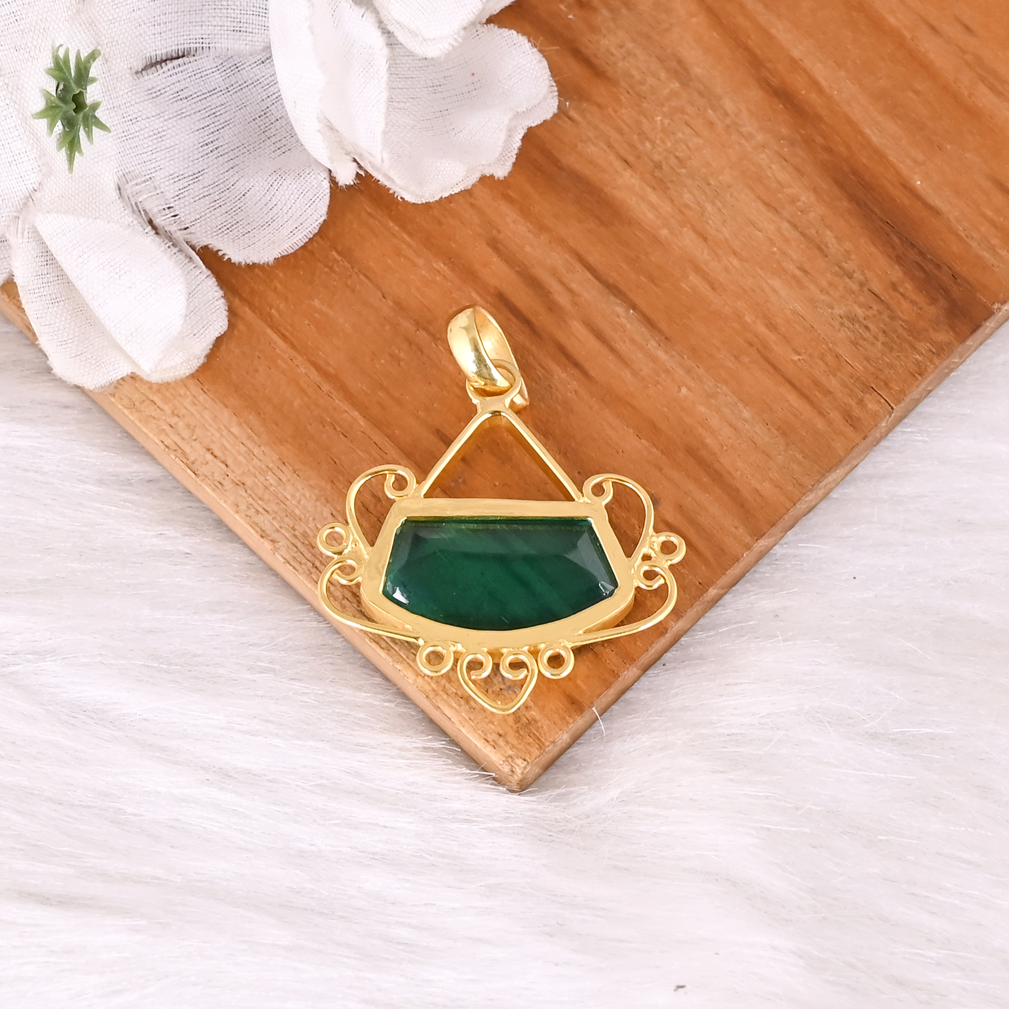 Hydro Apatite Bezel Set Designer Brass Pendant Gemstone Jewelry for Women