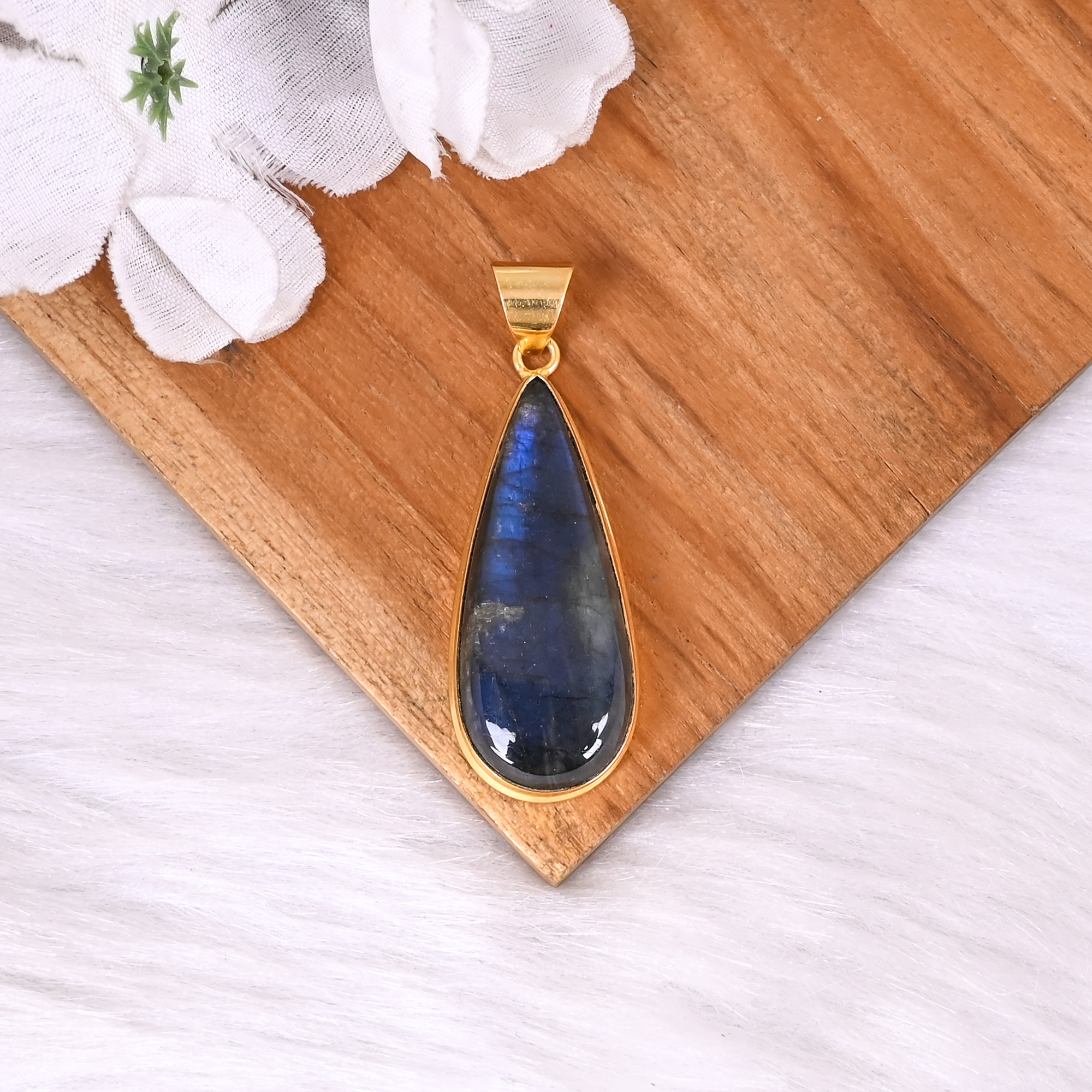 Handmade Natural Labradorite Tear Drop Pendant Gold Plated Brass Gemstone Jewelry