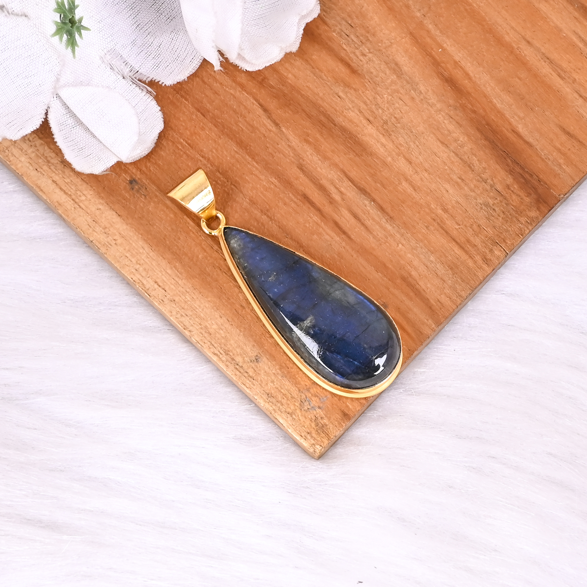 Handmade Natural Labradorite Tear Drop Pendant Gold Plated Brass Gemstone Jewelry