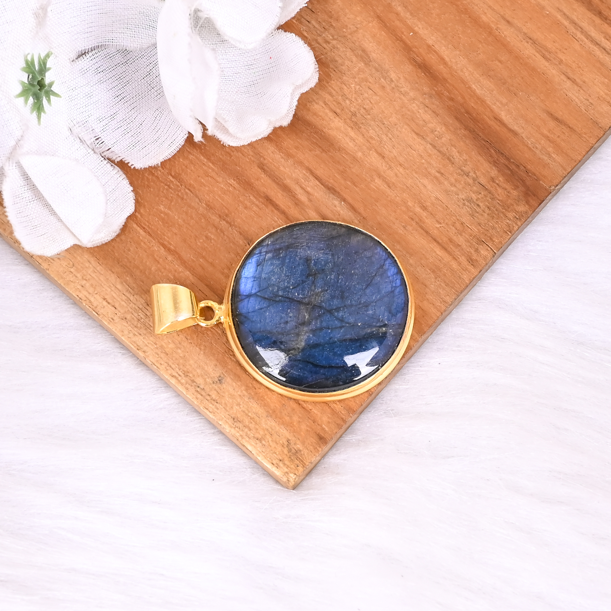 Natural Labradorite Gemstone Brass Pendant Classic Handmade Unisex Jewelry