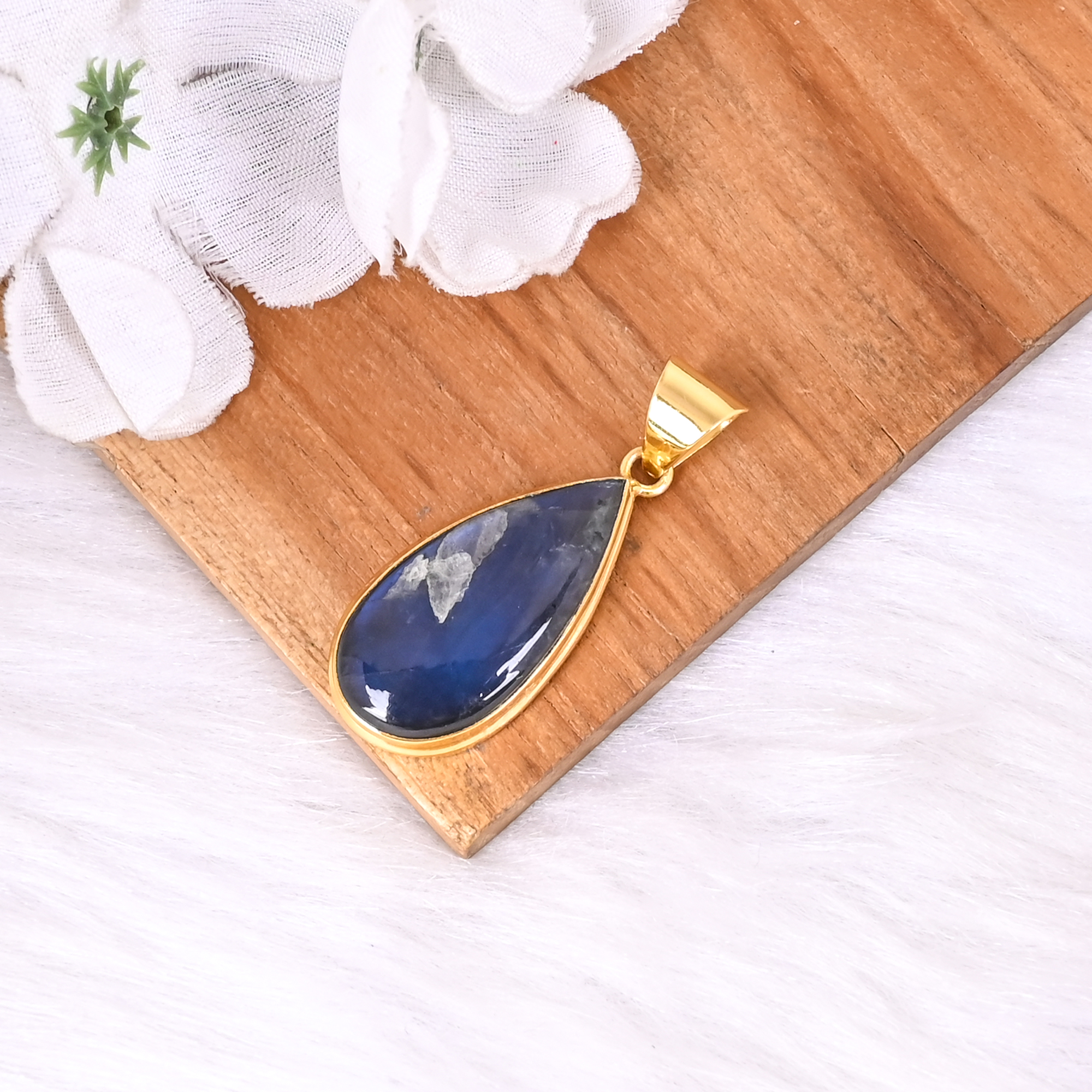 Natural Labradorite Gemstone Pendant Pear Shape Handmade Jewelry