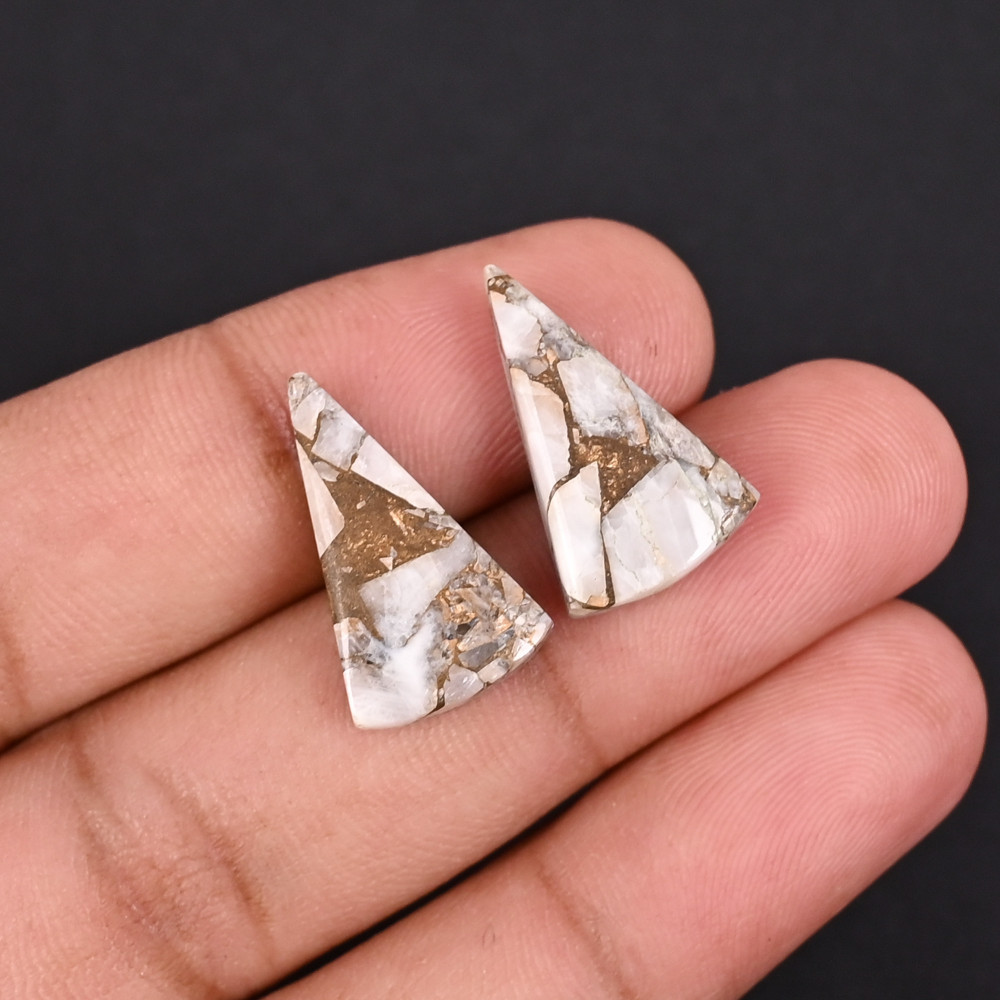 Image of White Calcite Copper 15.7 Carat 20x12mm Fancy Cabochon Shape Loose Gemstone