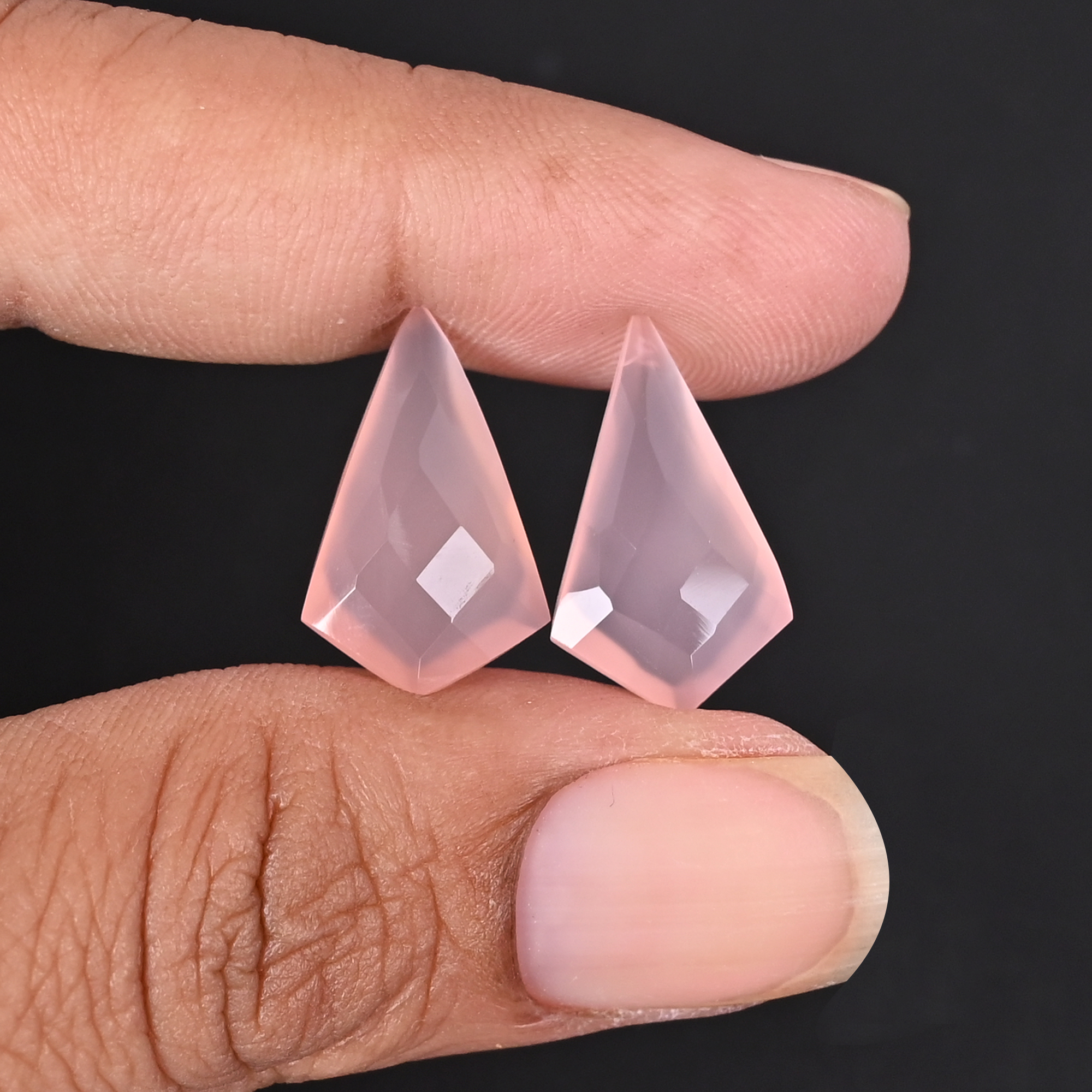 Natural Rose Quartz 116 Carat 1 Pair Weight 20x12mm Kite Shape Loose Gemstone