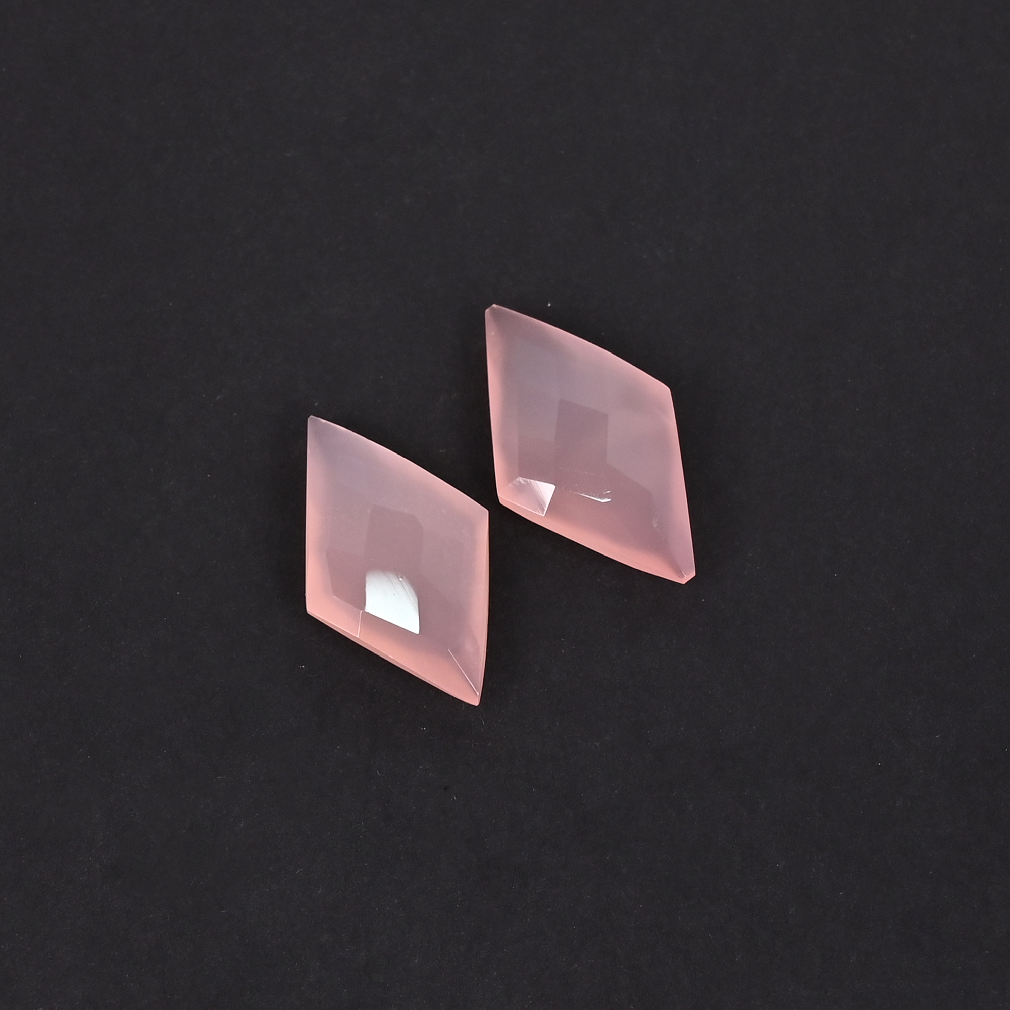 Natural Rose Quartz 118 Carat 1 Pair Weight 20x12mm Kite Shape Loose Gemstone