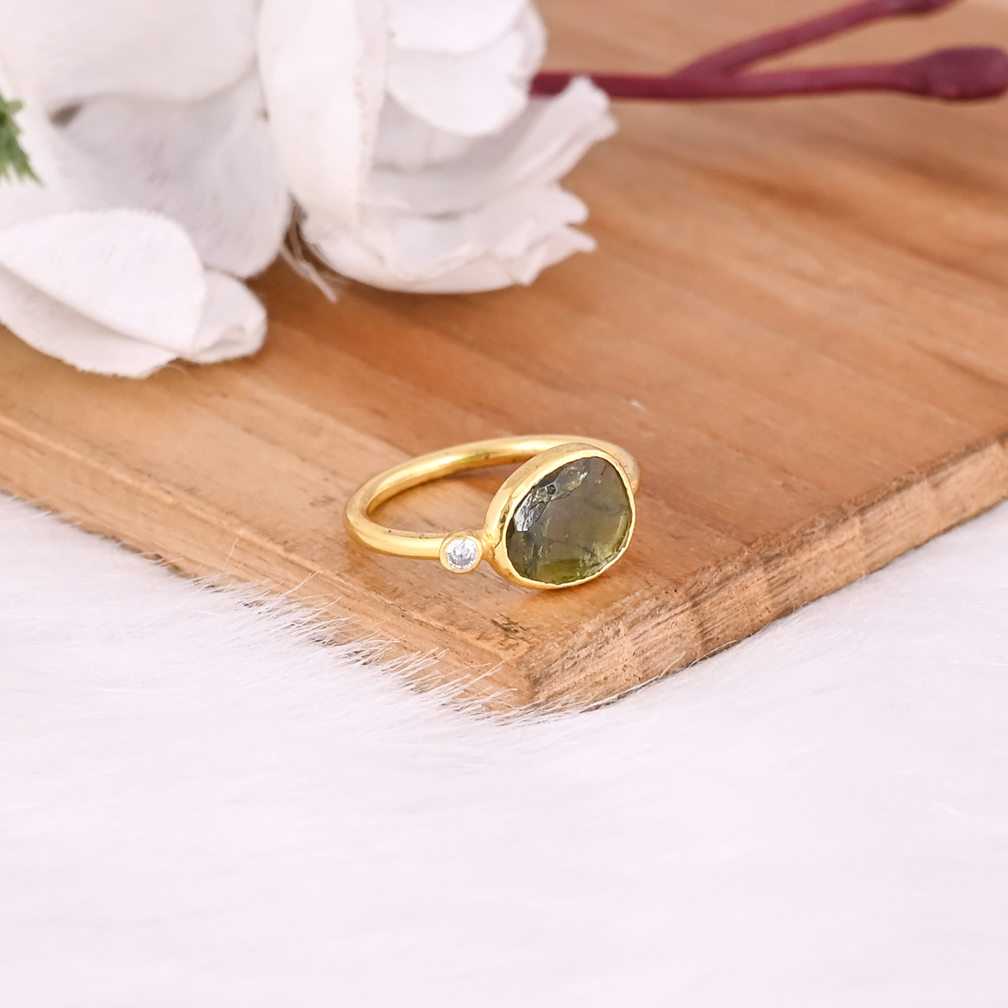 925 Sterling Solid Silver Green Kyanite Gemstone Handmade Designer Stackable Womens Designer Ring