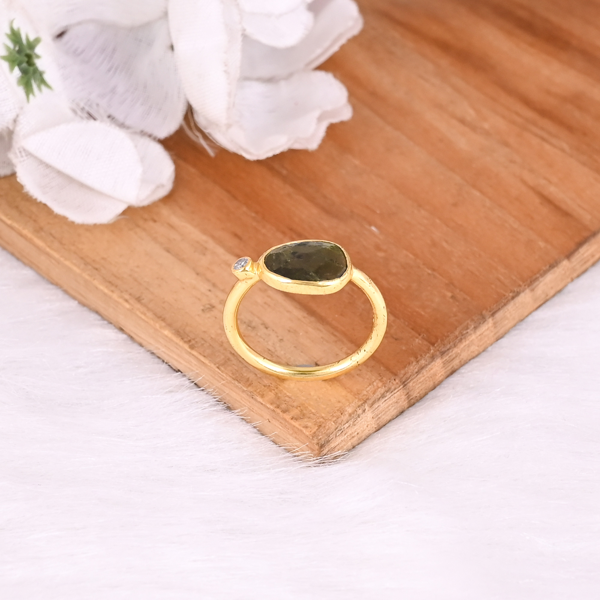 925 Sterling Solid Silver Green Kyanite Gemstone Handmade Designer Stackable Womens Designer Ring