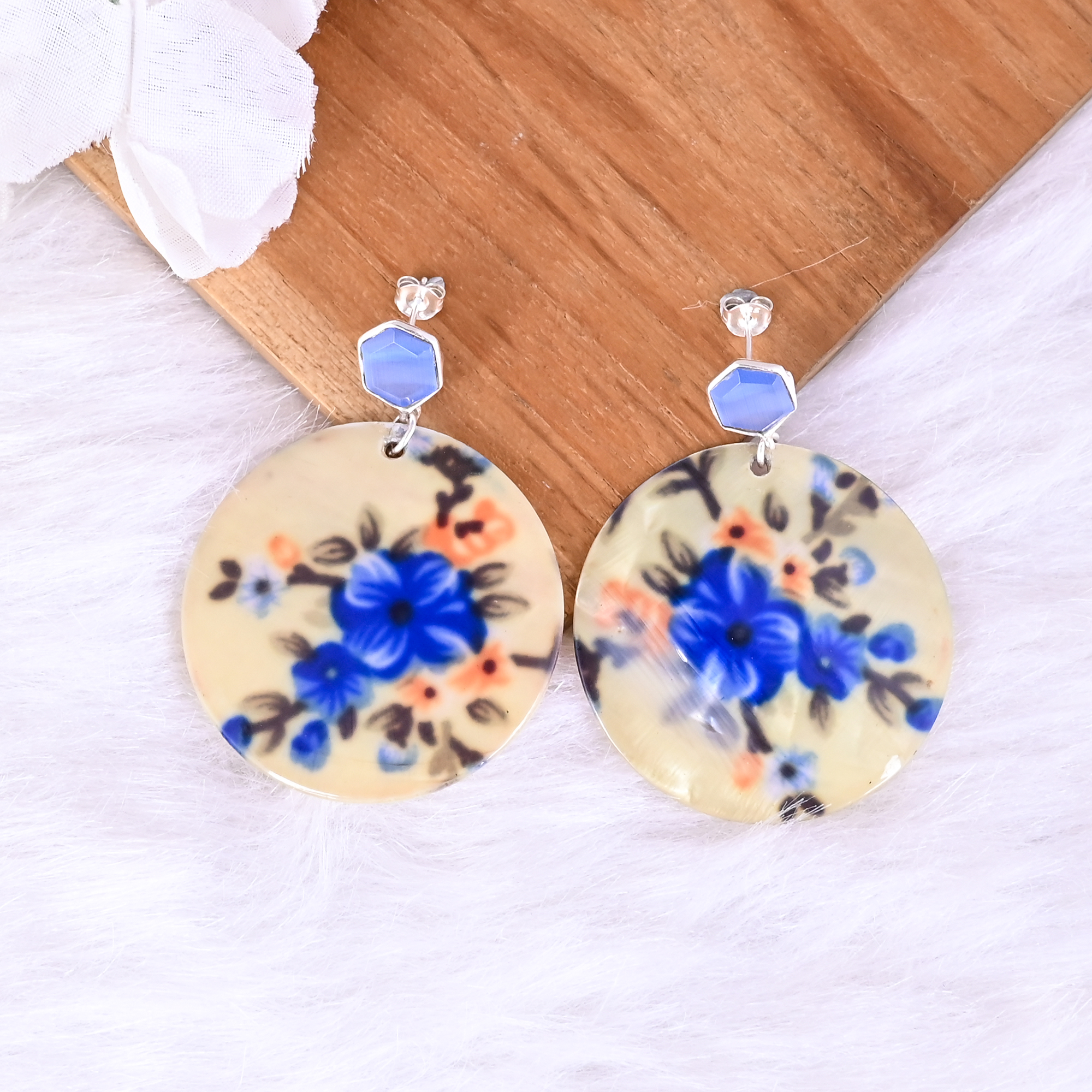 Blue Catseye Mother of Pearl Resin Art Dangle Earring 925 Sterling Silver