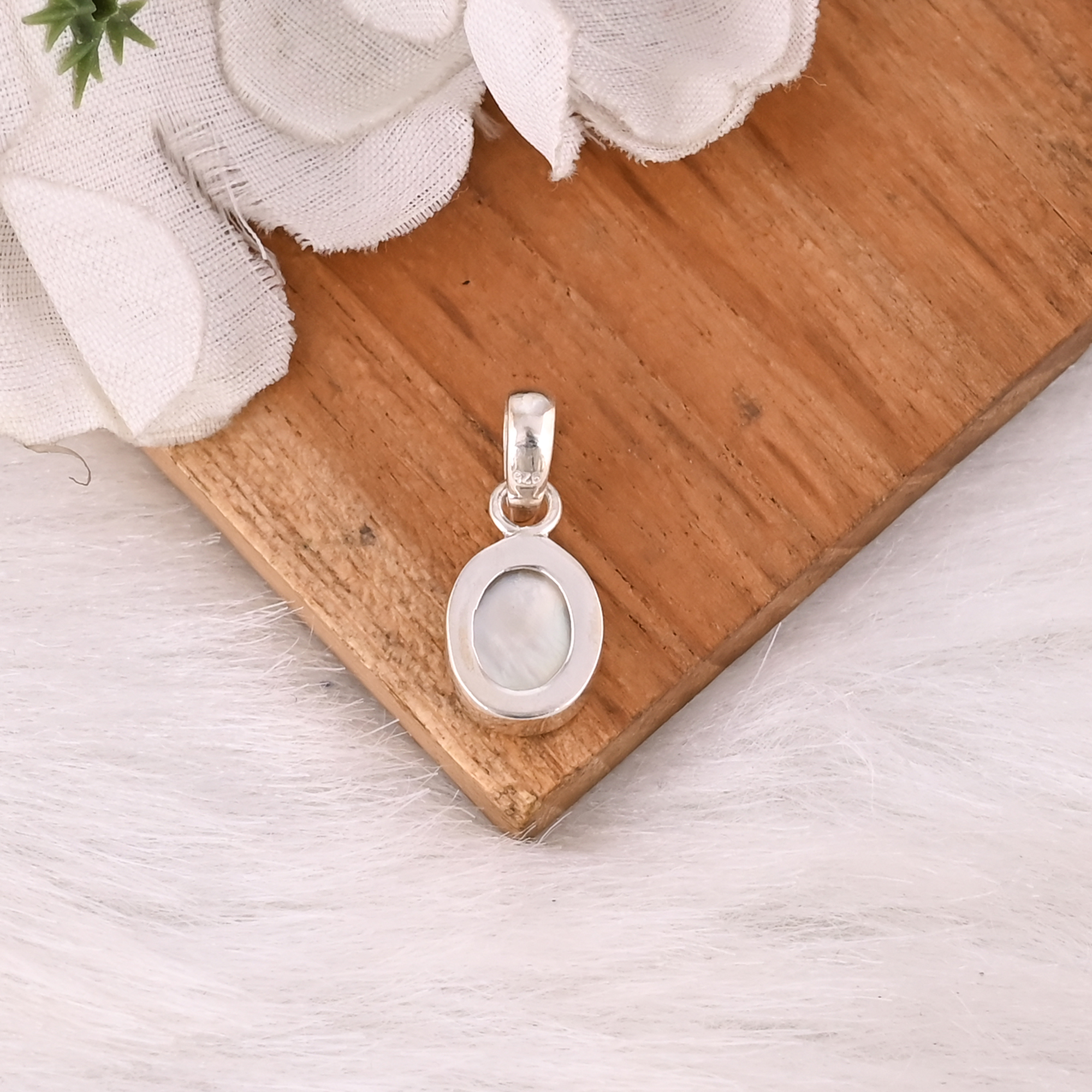 Solid 925 Sterling Silver Pendant Mother Of Pearl Gemstone Handmade Pendant Designer Silver Pendant Anniversary Gift