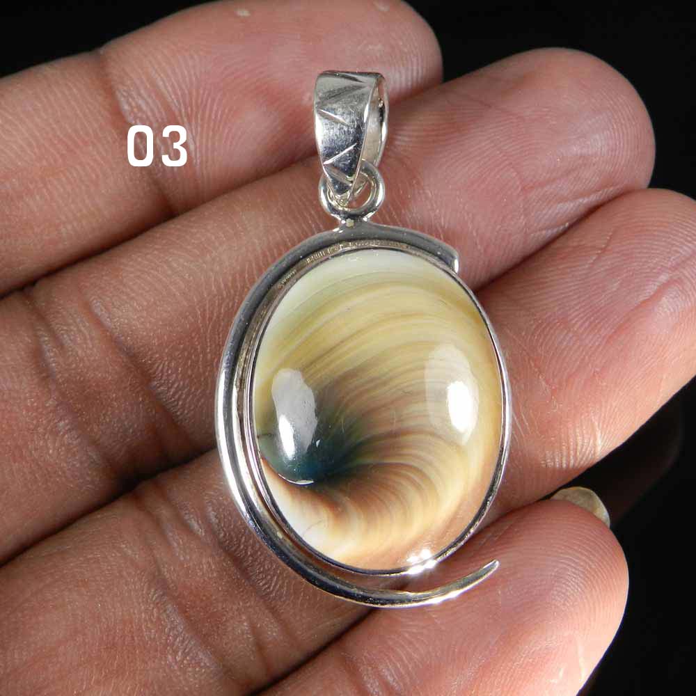Green Shiva Eye 925 Sterling Silver Designer Bezel Set Pendant
