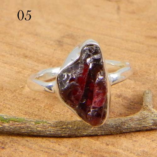 Hot Selling Natural Rough Garnet Gemstone Ring Metaphysical Gemstone Ring Solid 925 Sterling Silver Ring Healing Ring