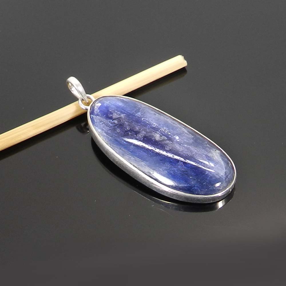 Natural Blue Kyanite 925 Sterling Silver Bezel Set Pendant