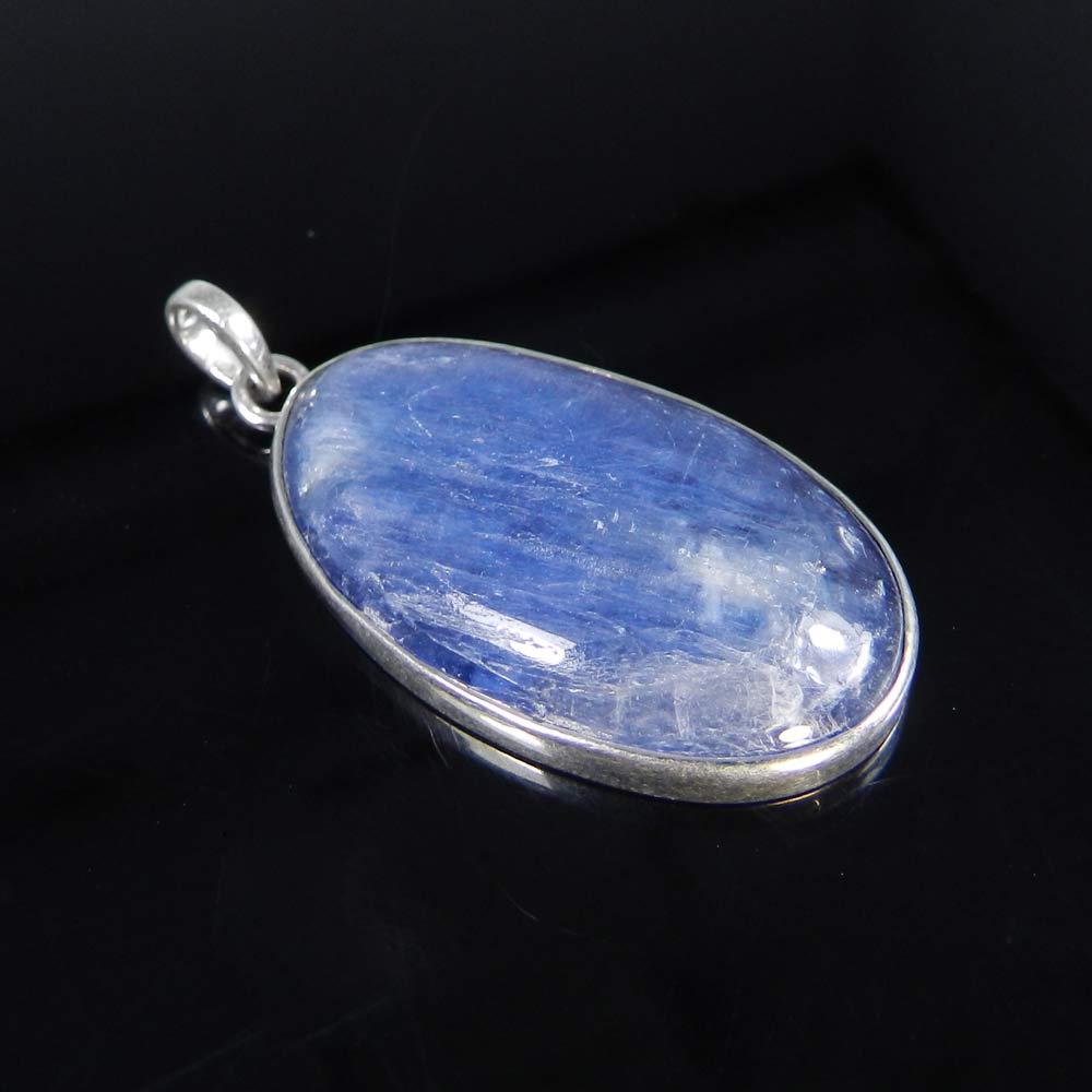 Natural Blue Kyanite 925 Sterling Silver Bezel Set Pendant