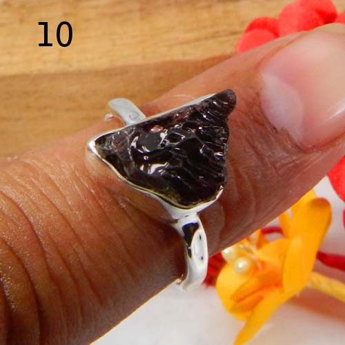 Newest Selling Rough Garnet Gemstone Ring Solid 925 Sterling Silver Ring Bohemian Handmade Bezel Ring