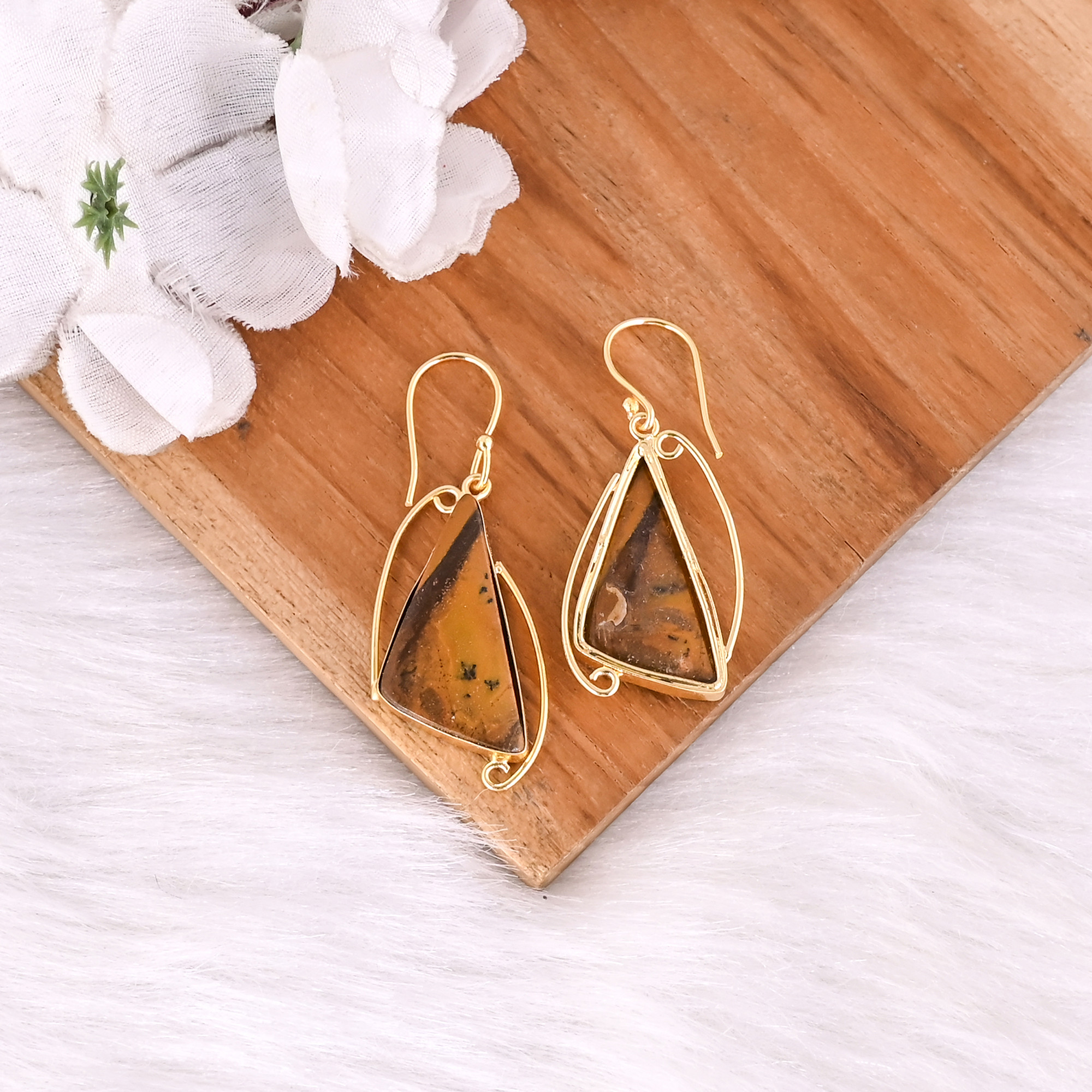 Trendy Gold-plated Brass Malinga Jasper Earrings For Daily Wear Customized Jewelry High Quality Brass Earrings Bulk Order