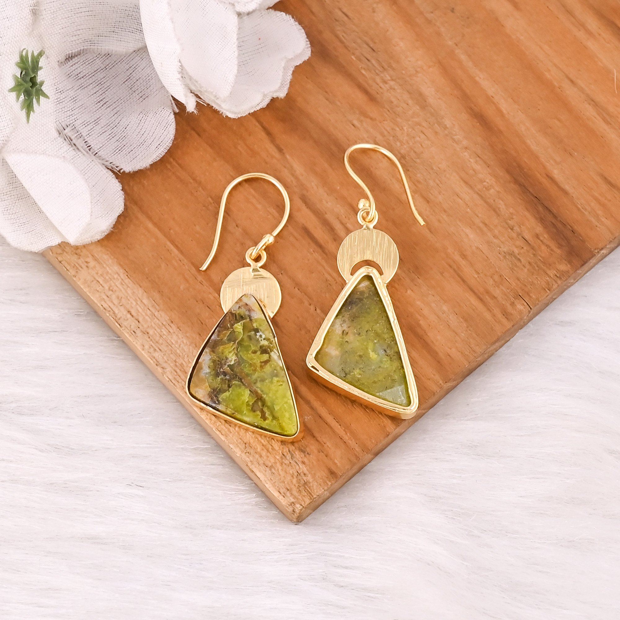 Antique Brass Dangle Earrings for Women Green Opal Gemstone Drop Earrings High-quality Brass Handmade Earrings Bulk Order