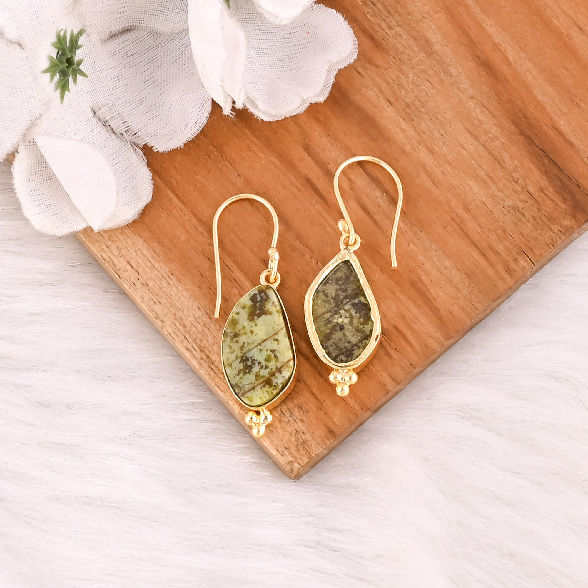 Custom Logo Gold Plated Brass Green Opal Gemstone Gold Plated Earrings Customized Jewelry High Quality Brass Earrings