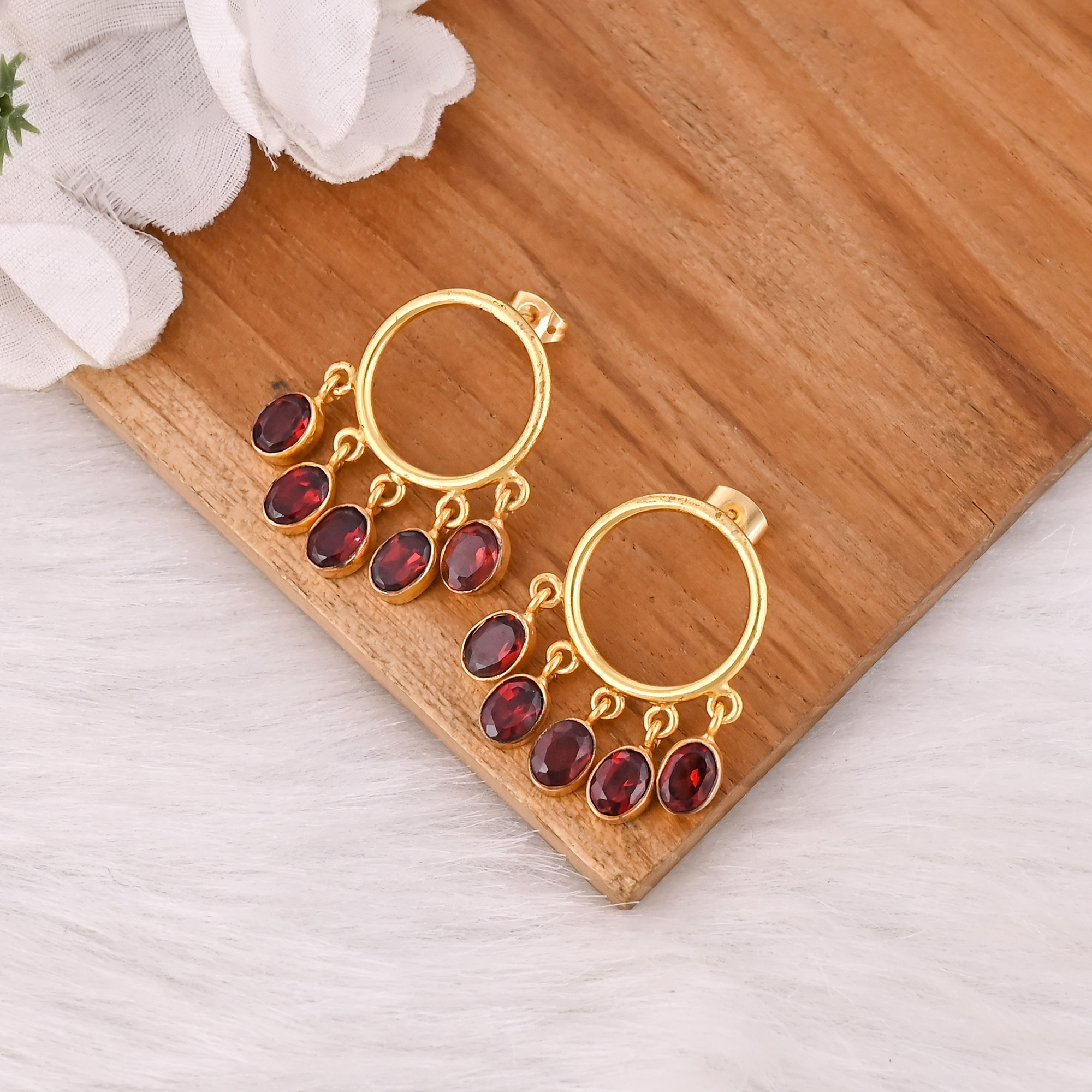 Minimalist Handmade 925 Sterling Silver Mozambique Garnet Drop Earrings for Women Lightweight Freeform Jewelry India Wholesale 50 pcs moq