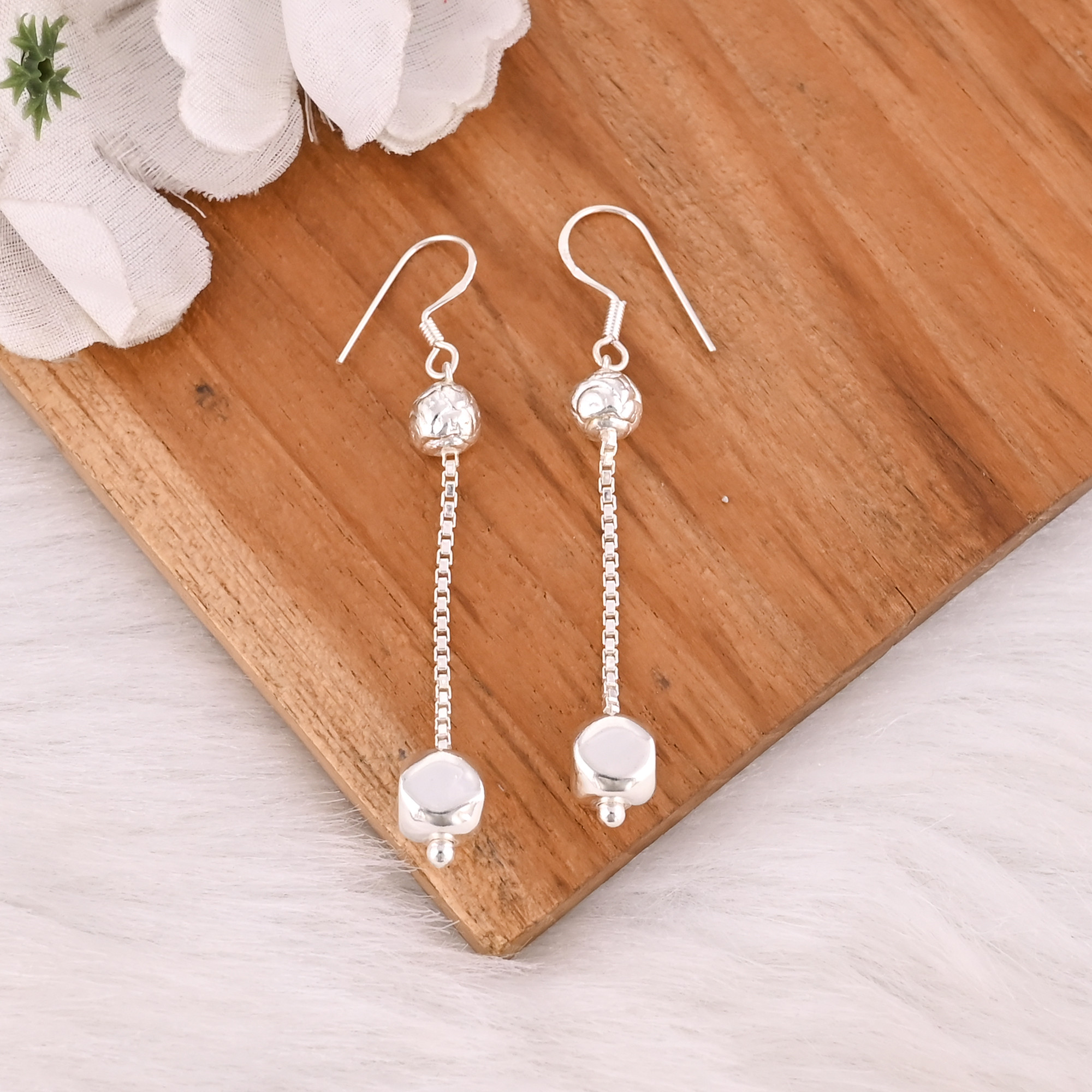 Classic Custom Design 925 Silver Dangler Earring for Girls and Women College Wear Office Wear and Daily Wear at Wholesale Price