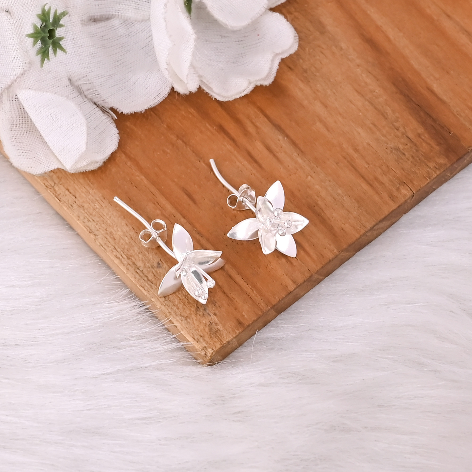 Awesome Elegant Vintage Style Jewelry 925 Sterling Silver Plain Studs Earring Wedding Gifts Statement Jewelry Floral Earrings