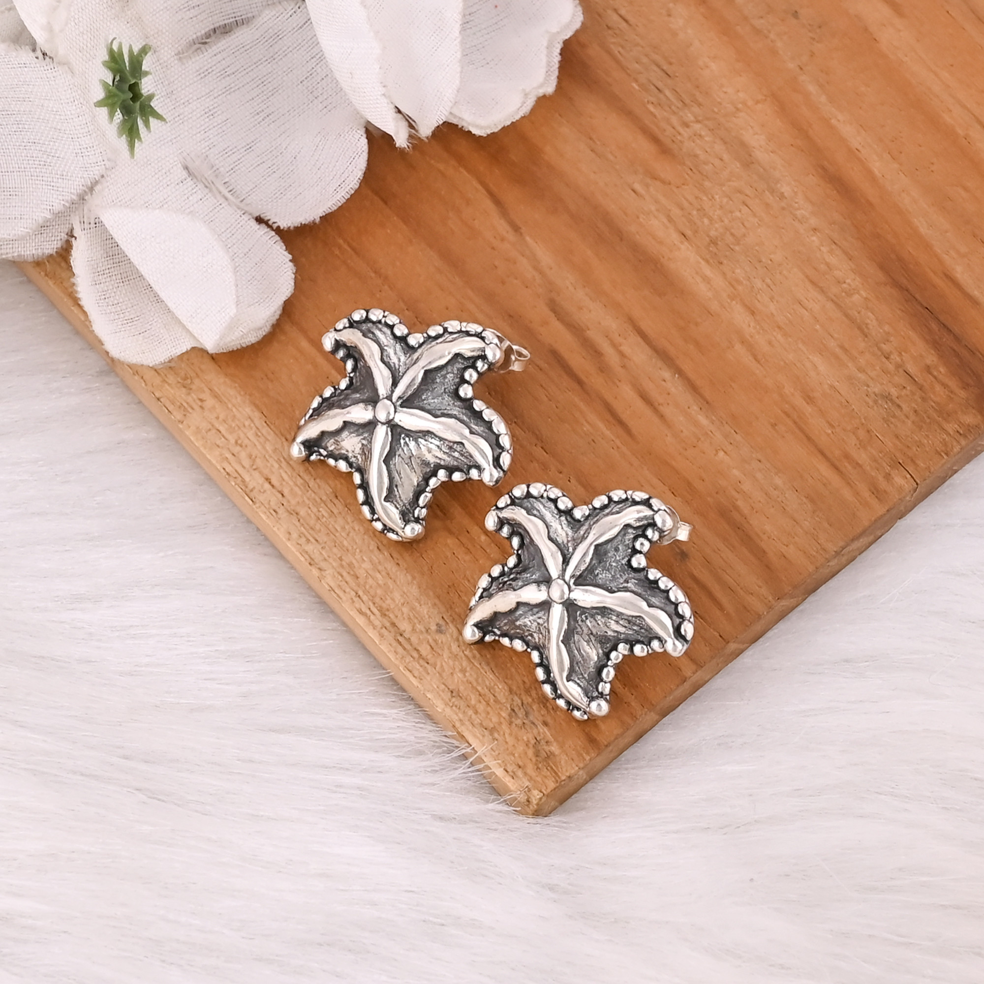 Plain Silver Jewellery 925 Fine Sterling Silver Star Design Oxidized Earrings Jewelry Wholesaler Textured Studs Earring For Her