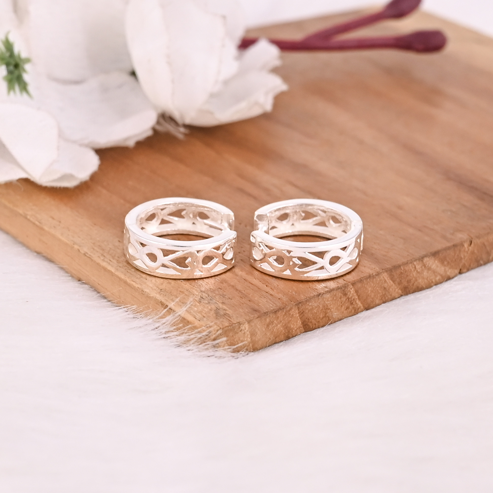 Customized Solid 925 Sterling Silver Earrings Handmade Silver Plated Plain Charm Hoop Fine Jewelry For Women Gifting Purpose