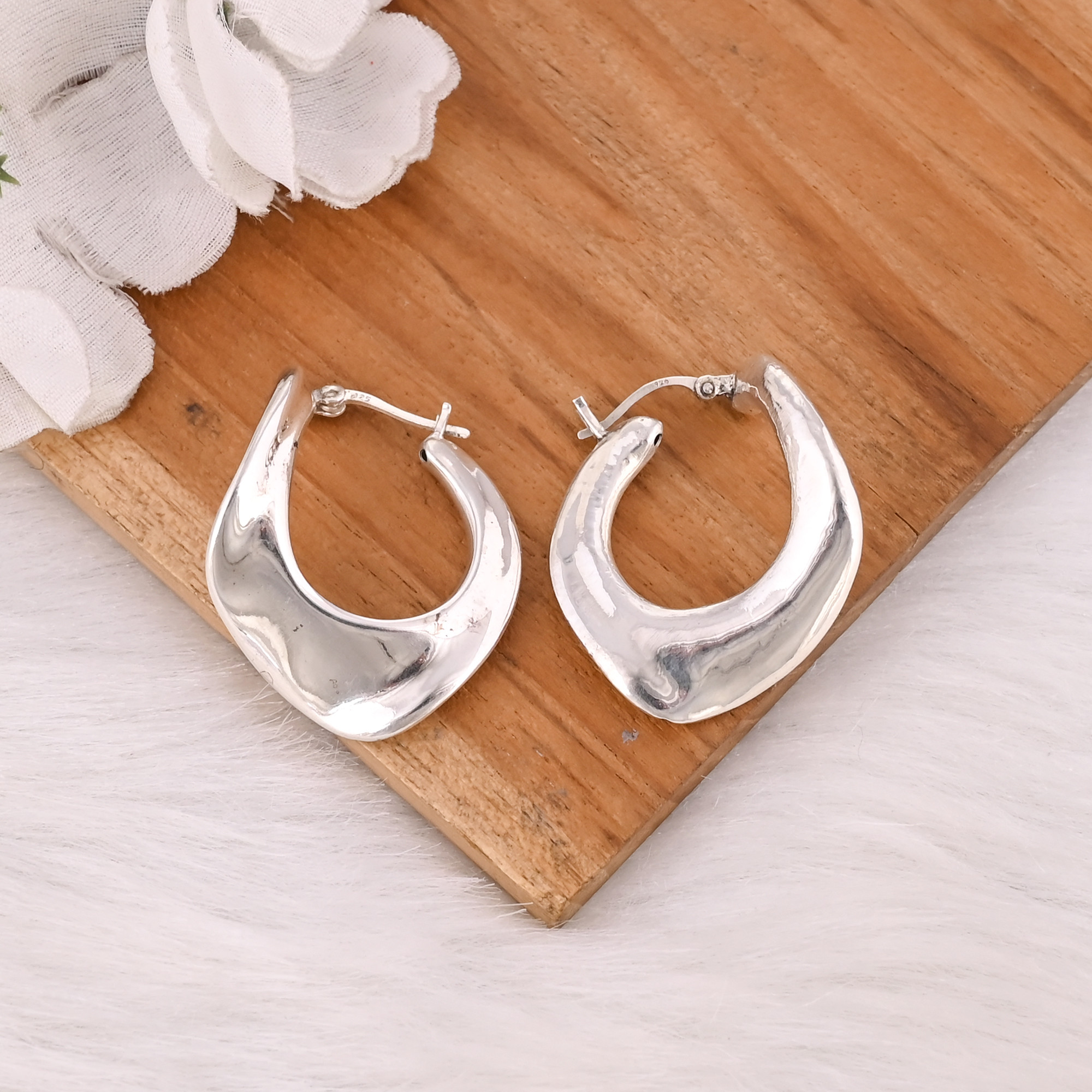 Customized 925 Sterling Silver Minimalist 30mm Solid Hoop Earrings For Women Perfect Wedding Gift Good Quality Fashion