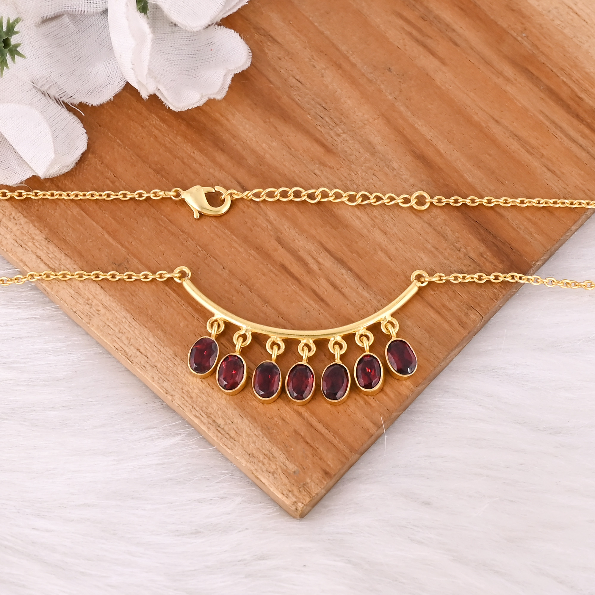 High Quality Classic Gold Plated 925 Sterling Silver Necklace with Mozambique Garnet Gemstone Bohemian Pendant Necklace Jewelry