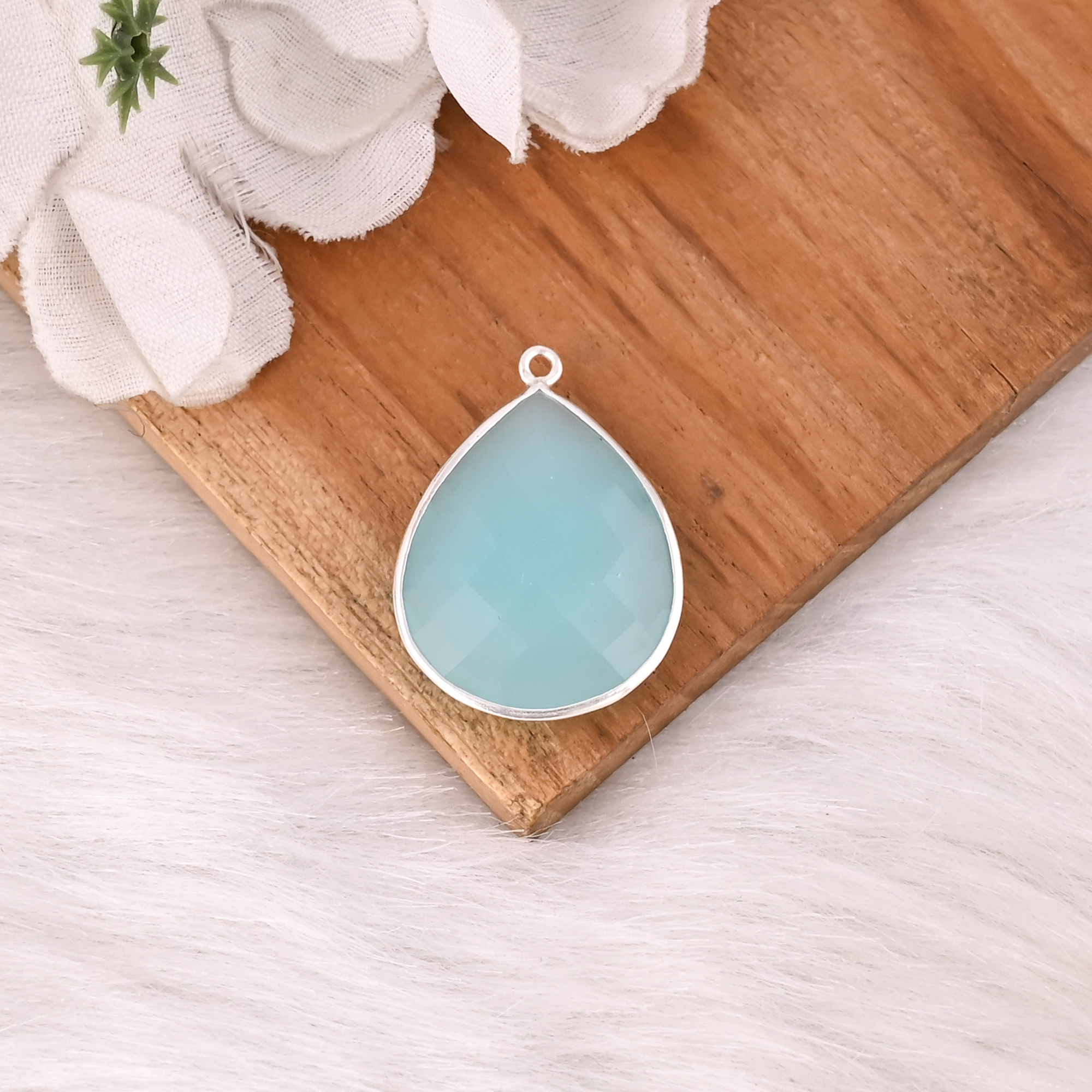 New Arrival 925 Sterling Silver Natural Aqua Chalcedony Gemstone Pendant Design Custom Jewelry Manufacturer